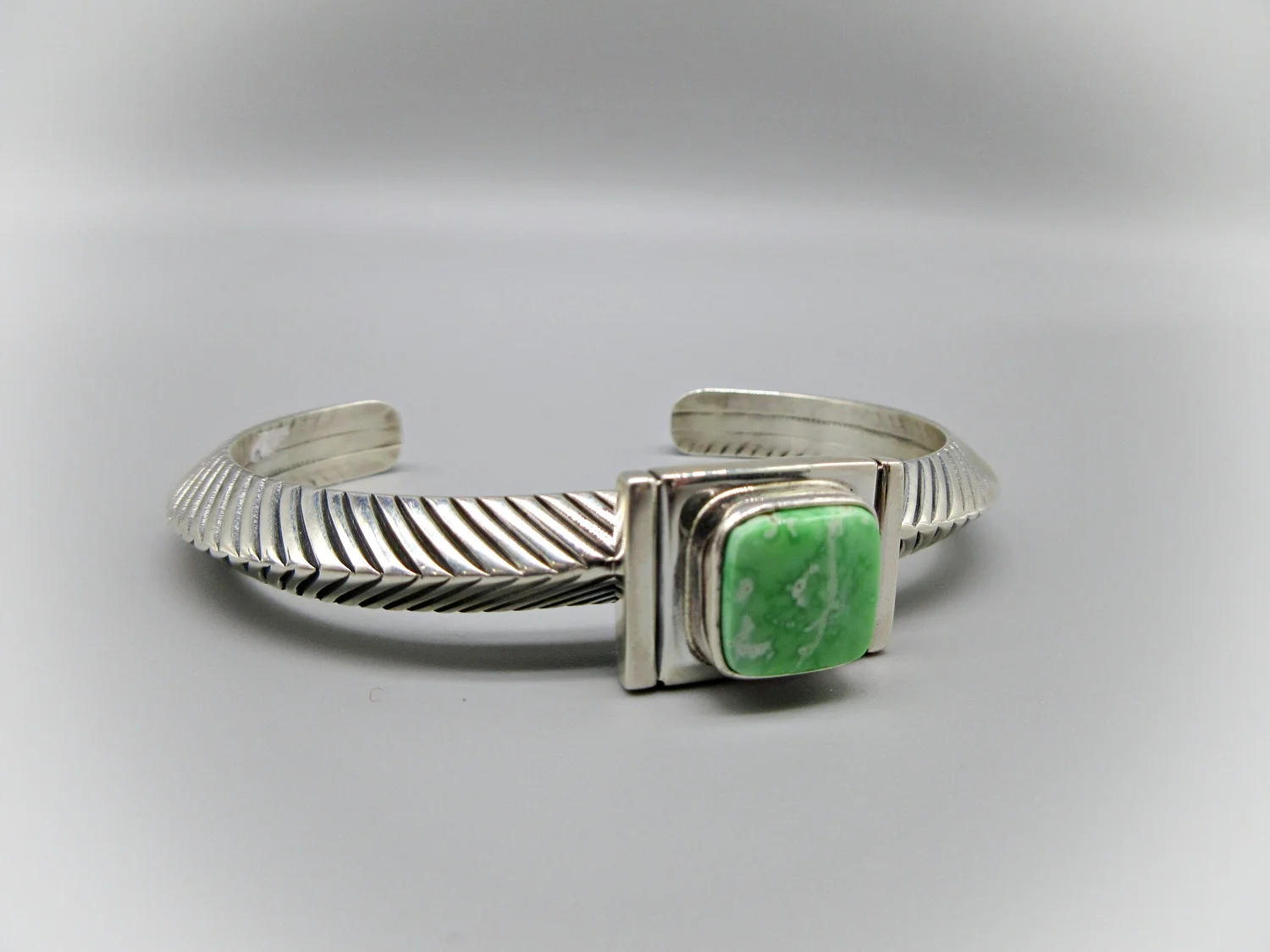 Plata de Santa Fe Jewelry