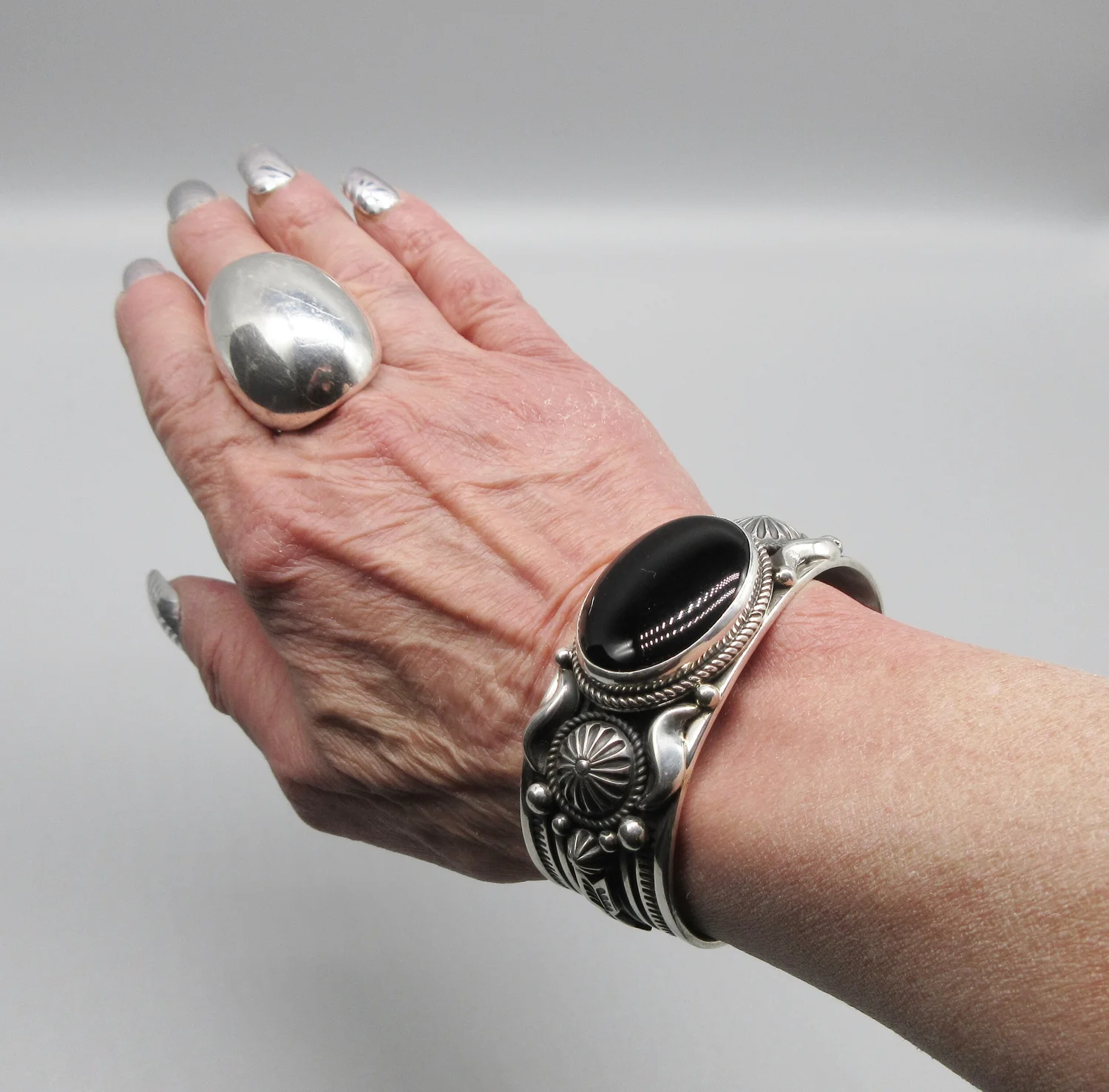 Plata de Santa Fe Jewelry