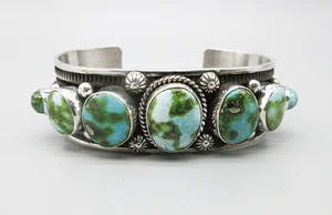 Plata de Santa Fe Jewelry