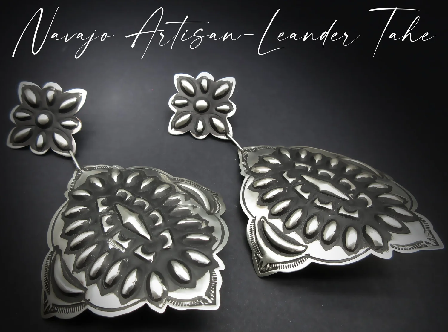 美品】Navajo Leander Tahe カットワーク バングル9mm幅 【公式通販】