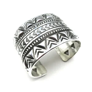 ブレスレット WILLIE and DUFFY Silver 925 handmade Sterling Silver Bracelet, ID Bracelet, Wide Silver Bracelet