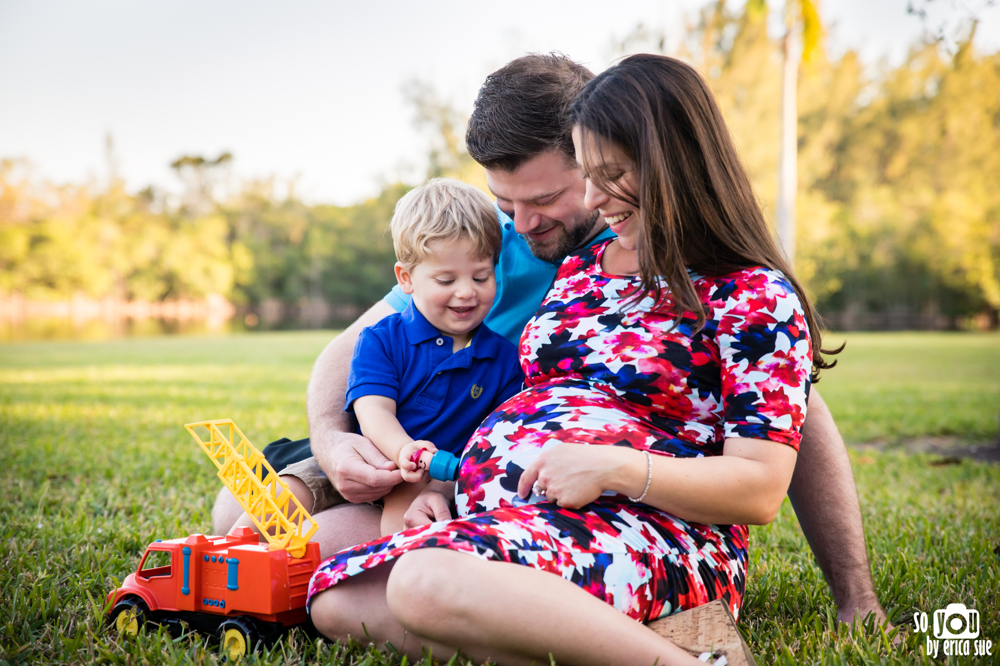 maternity-matheson-hammock-family-of-three-5680.jpg