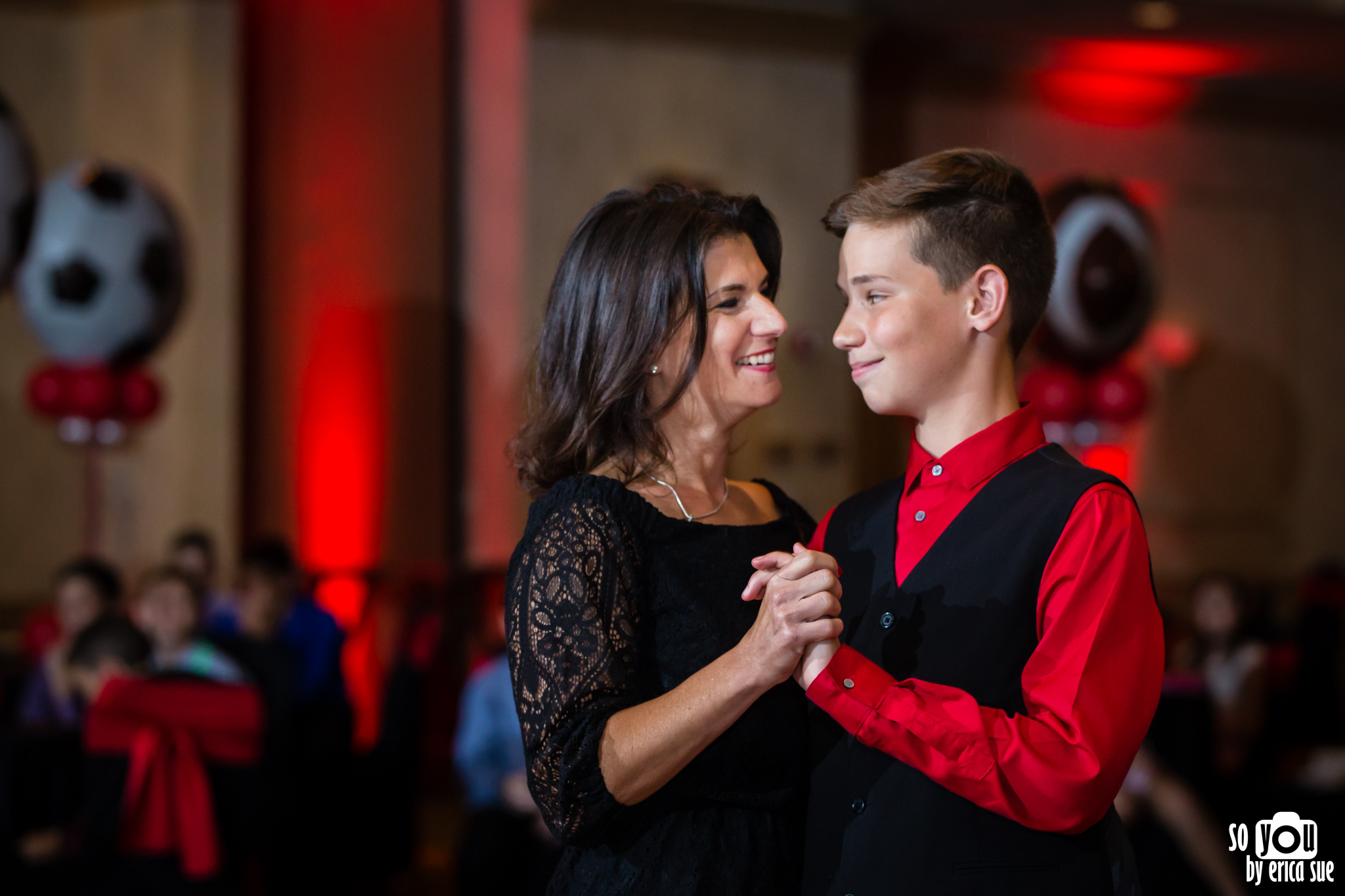 bar-mitzvah-photographer-parkland-fl-marriott-0165.jpg