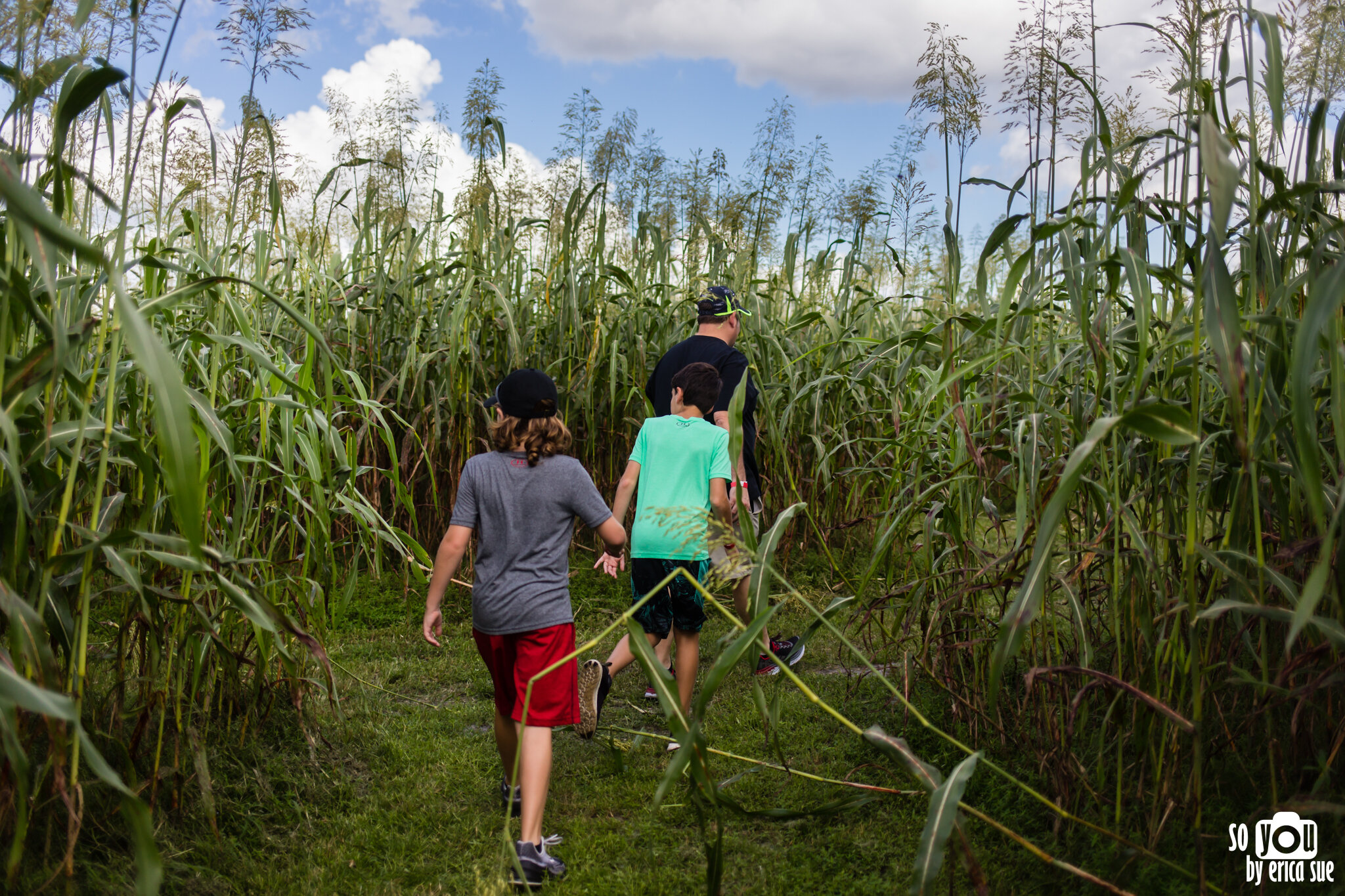 so-you-by-erica-sue-disney-photography-family-mickey-not-so-scary-partin-ranch-corn-maze-old-town-orlando-4265.jpg