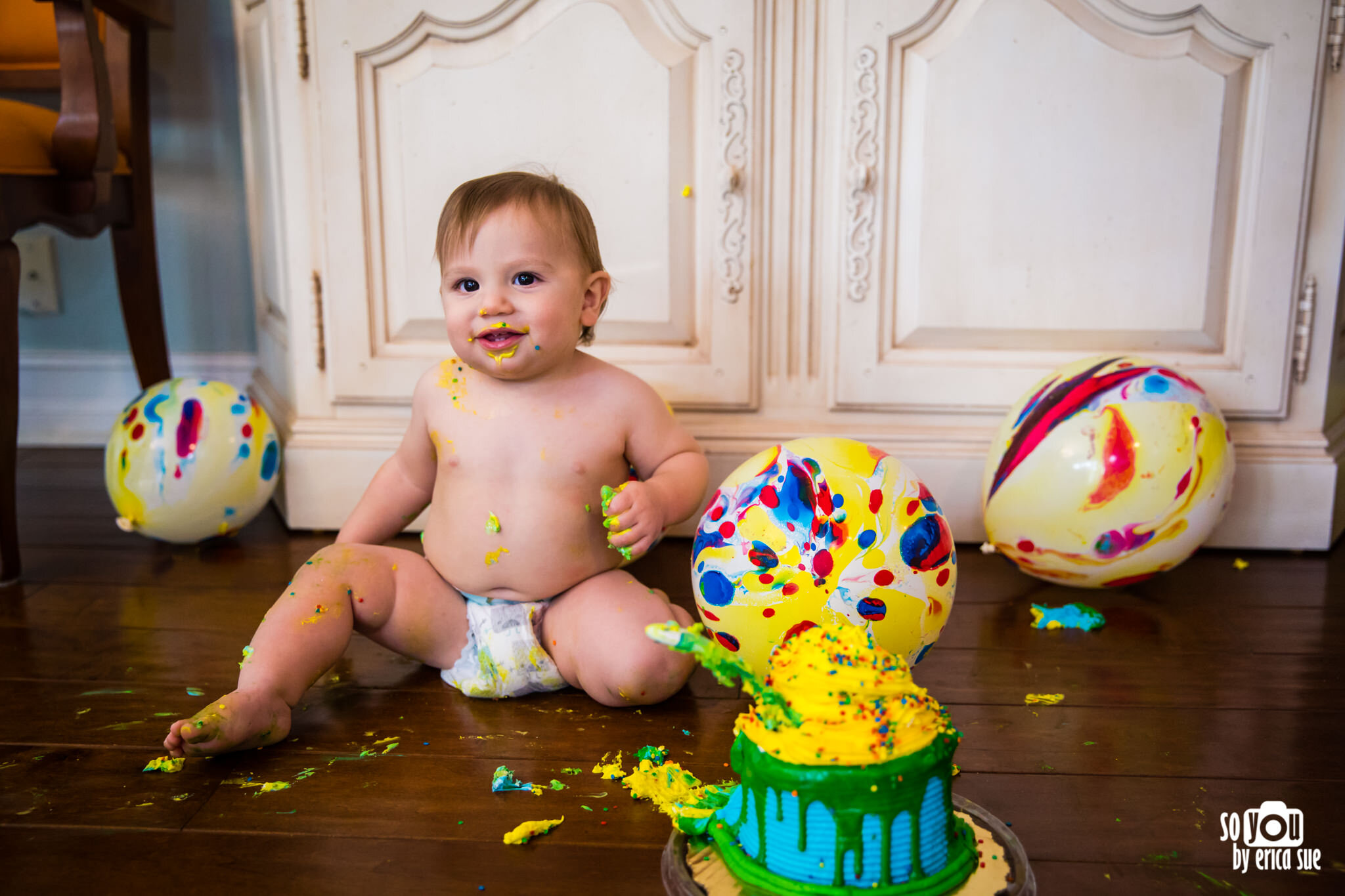 24-so-you-by-erica-sue-first-1st-birthday-cake-smash-in-home-lifestyle-photography-hollywood-fl-0596.JPG