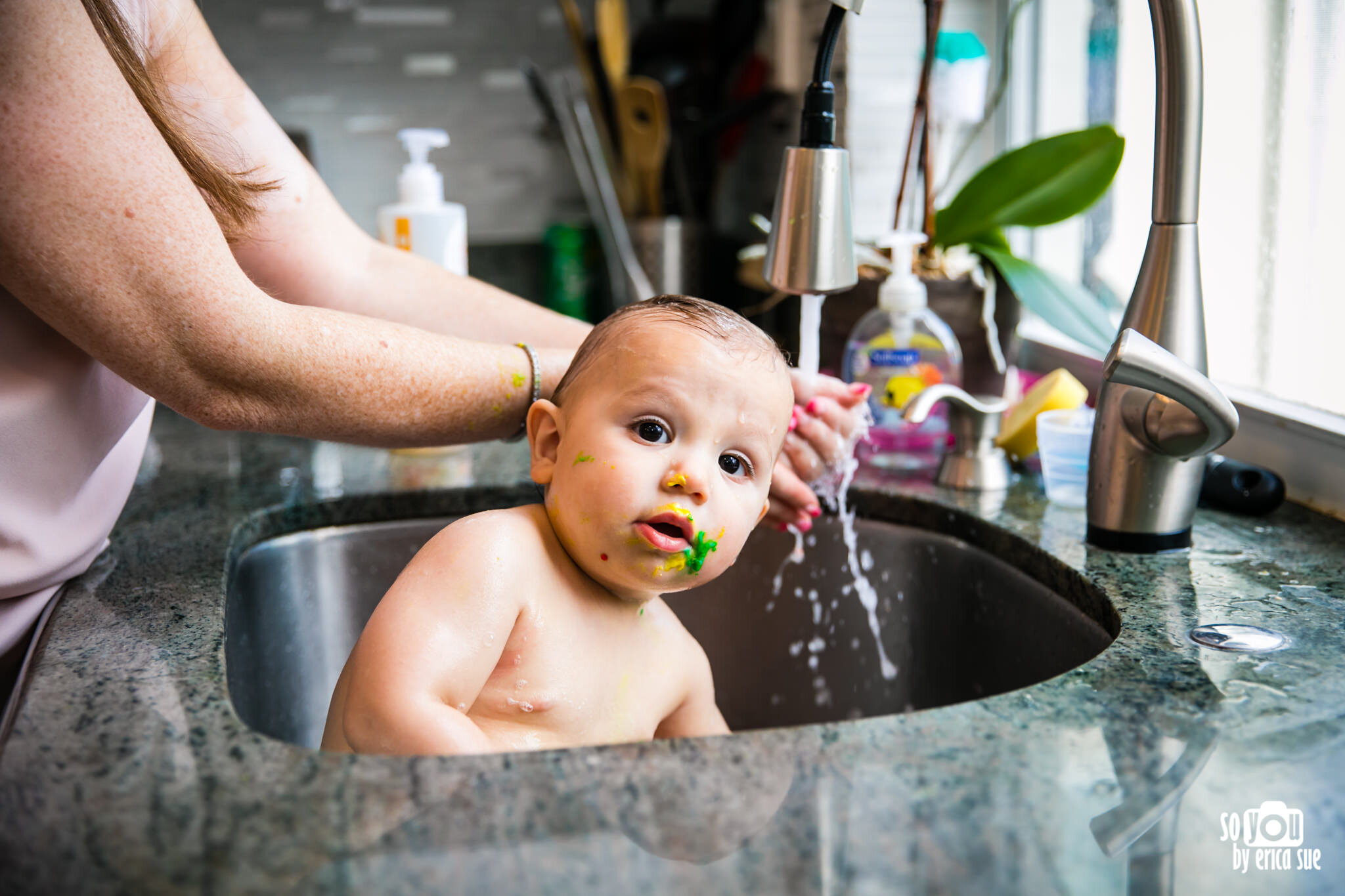 30-so-you-by-erica-sue-first-1st-birthday-cake-smash-in-home-lifestyle-photography-hollywood-fl-0774.JPG