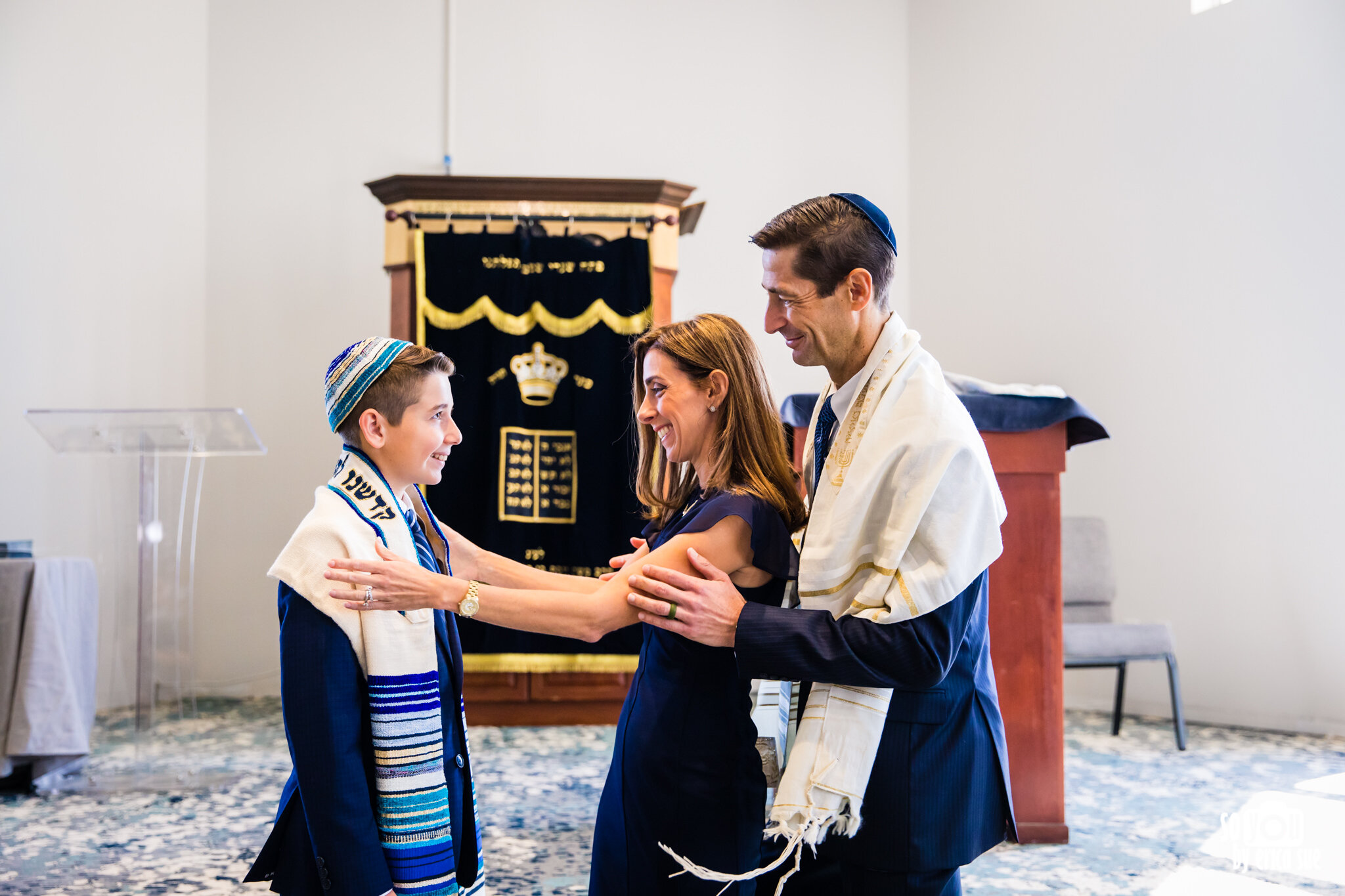 3-so-you-by-erica-sue-chabad-parkland-bar-mitzvah-photographer-2267.JPG