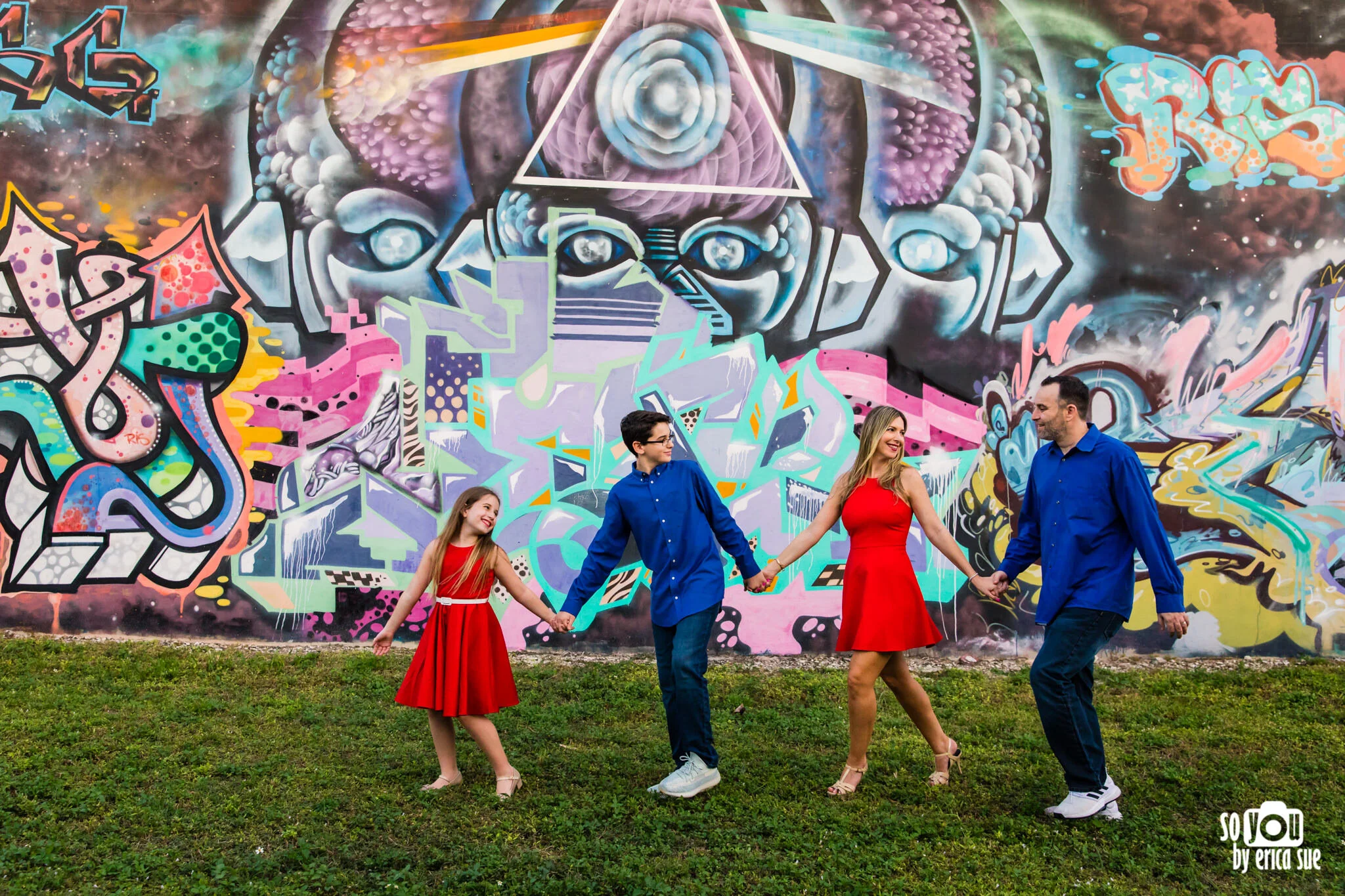 18-so-you-by-erica-sue-aaron-mitzvah-pre-shoot-wynwood-walls-photographer-miami-fl-0390.JPG