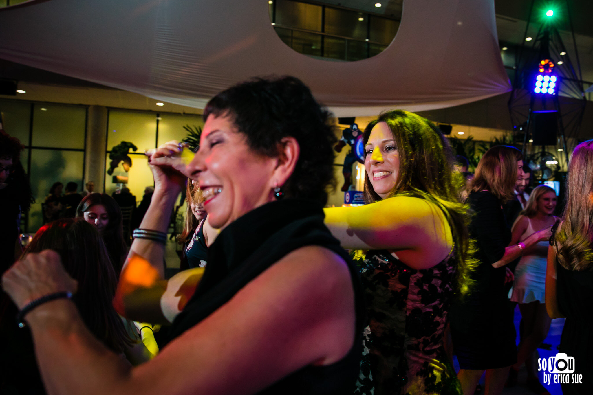 57-so-you-by-erica-sue-bar-mitzvah-photographer-boca-pavilion-grille-6101.JPG