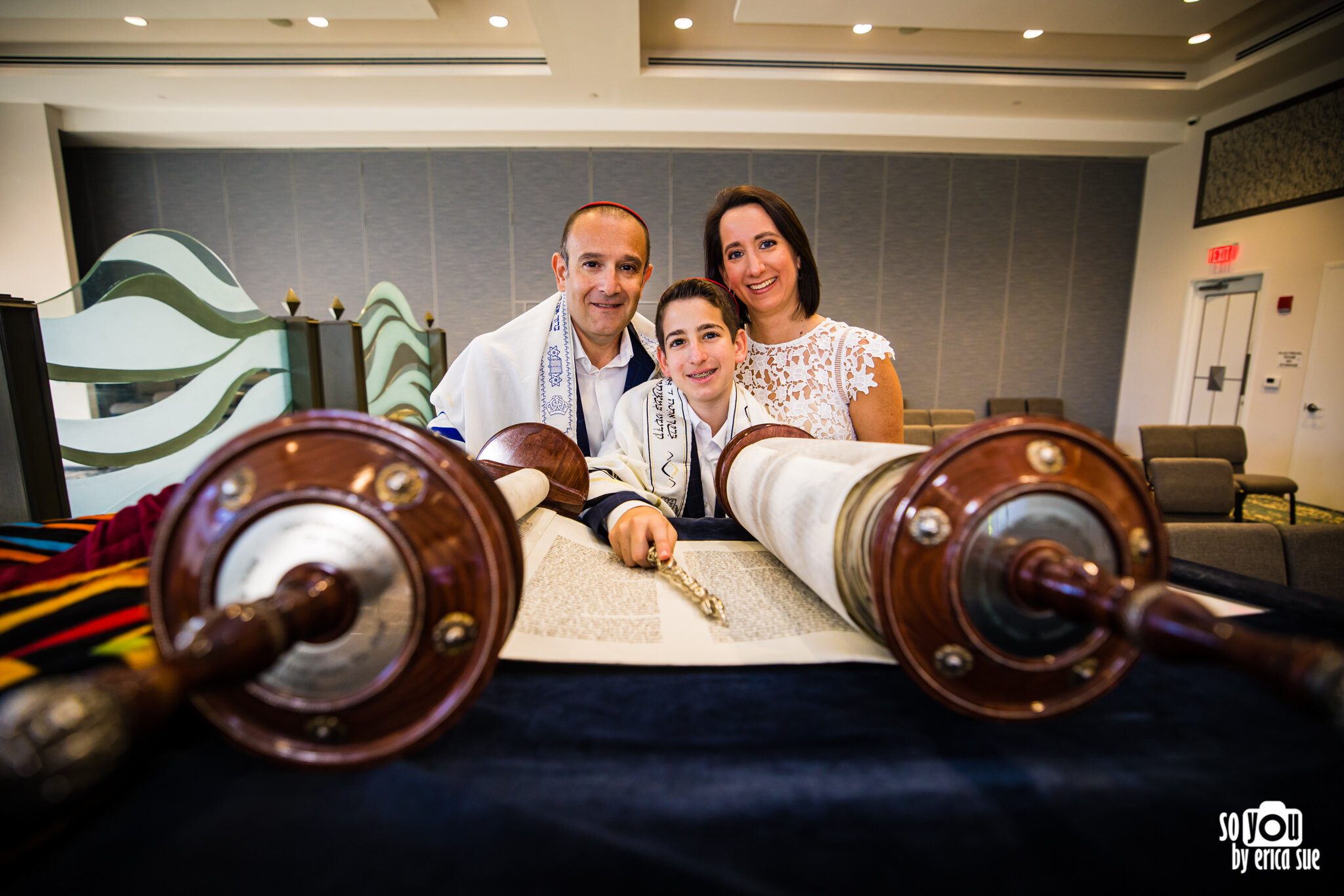 7-so-you-by-erica-sue-chabad-parkland-fl-bar-mitzvah-photographer-CD8A6725.jpg