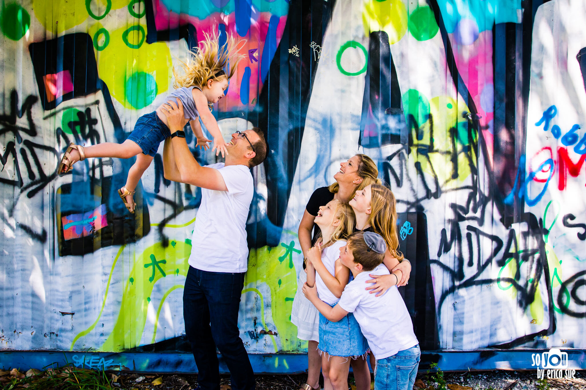 18-so-you-by-erica-sue-extended-family-session-wynwood-lifestyle-photographer-CD8A7738.jpg