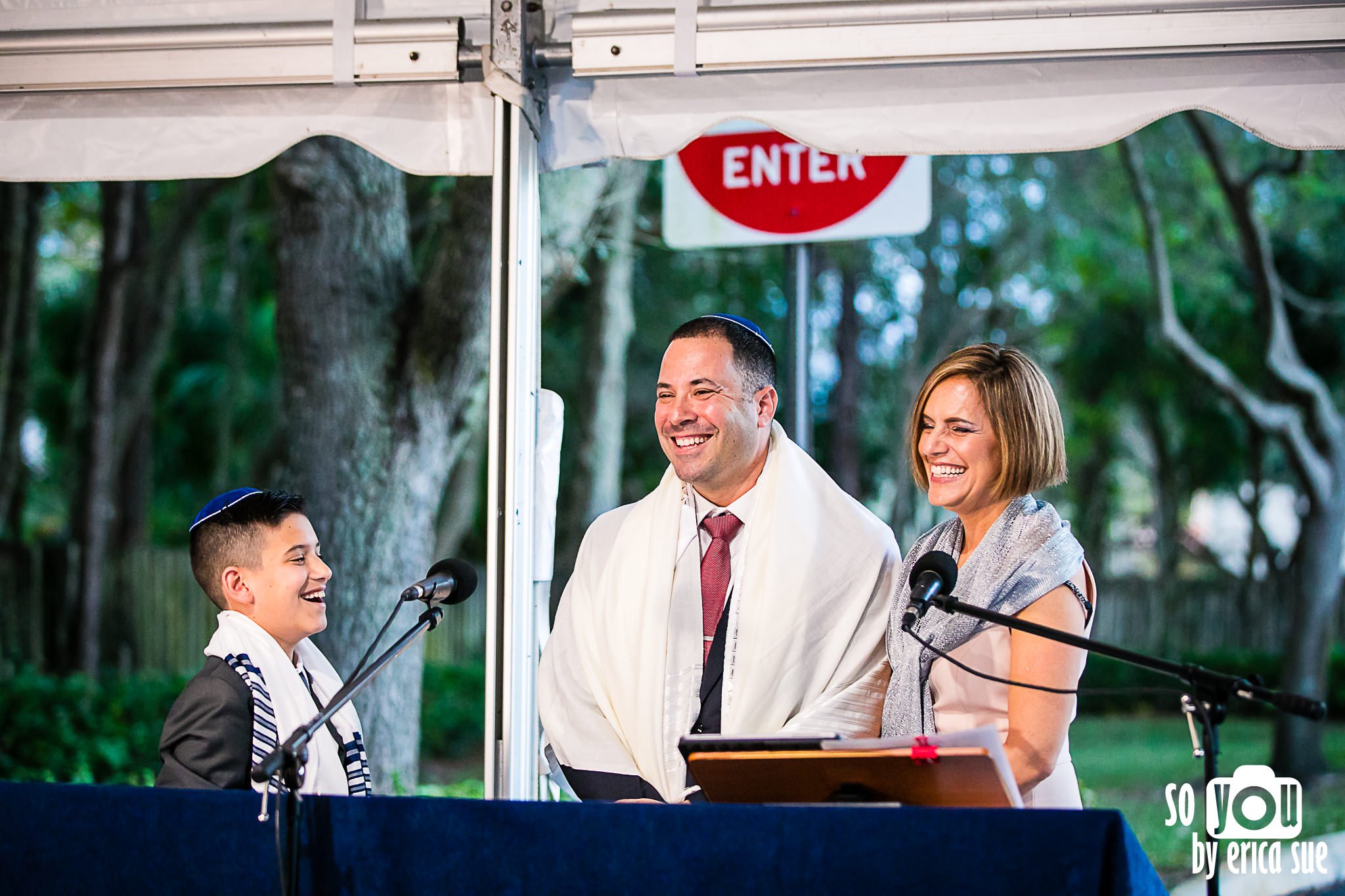 20-davin-bar-mitzvah-temple-judea-palm-beach-fl-photographerLK8A9602.jpg