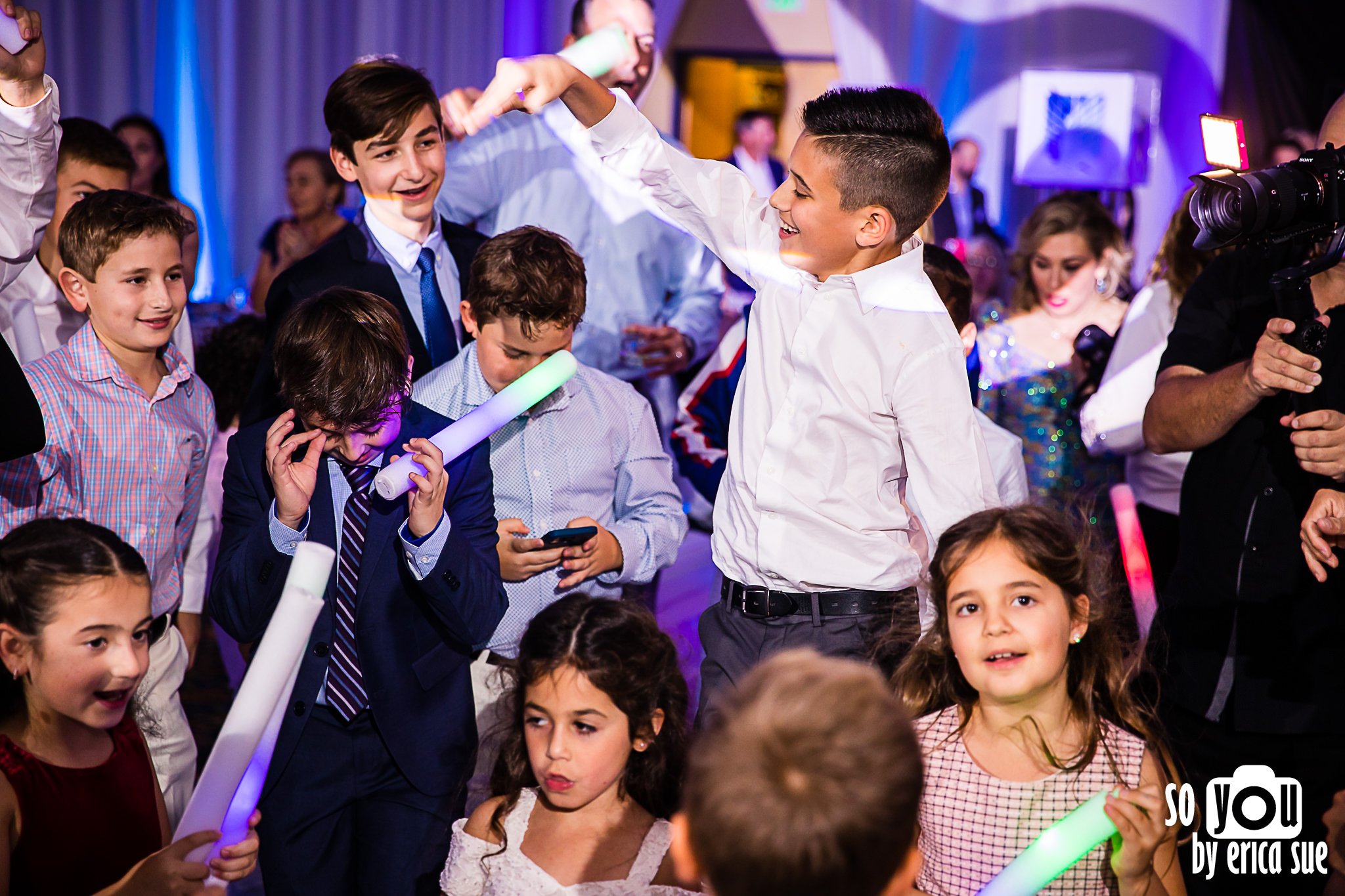 30-davin-bar-mitzvah-temple-judea-palm-beach-fl-photographerCD8A0467.jpg
