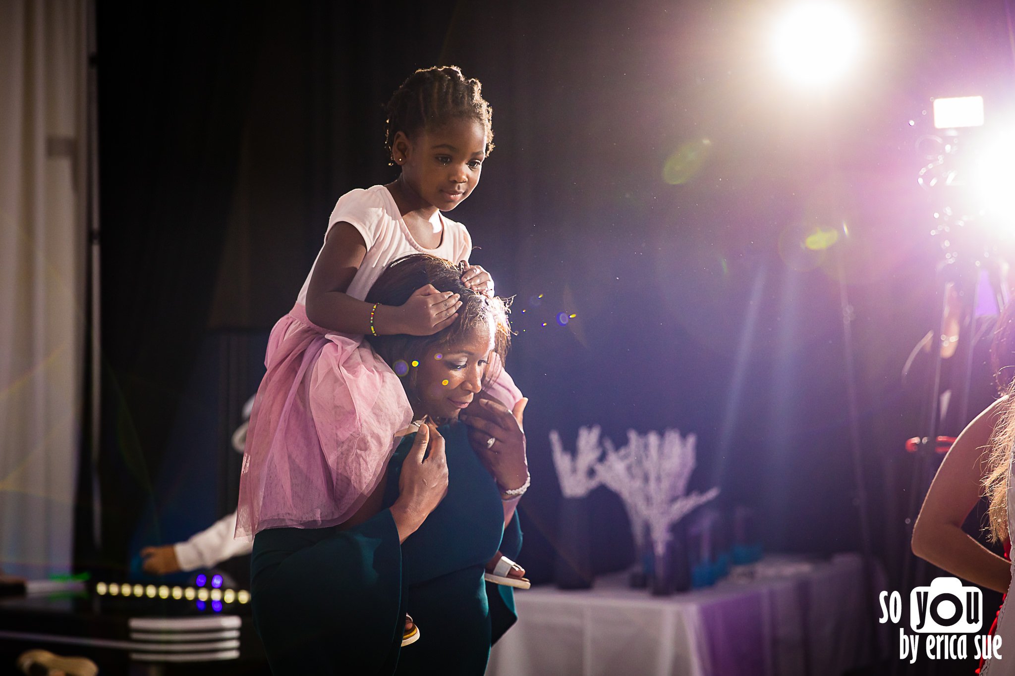 51-davin-bar-mitzvah-temple-judea-palm-beach-fl-photographerCD8A1271.jpg