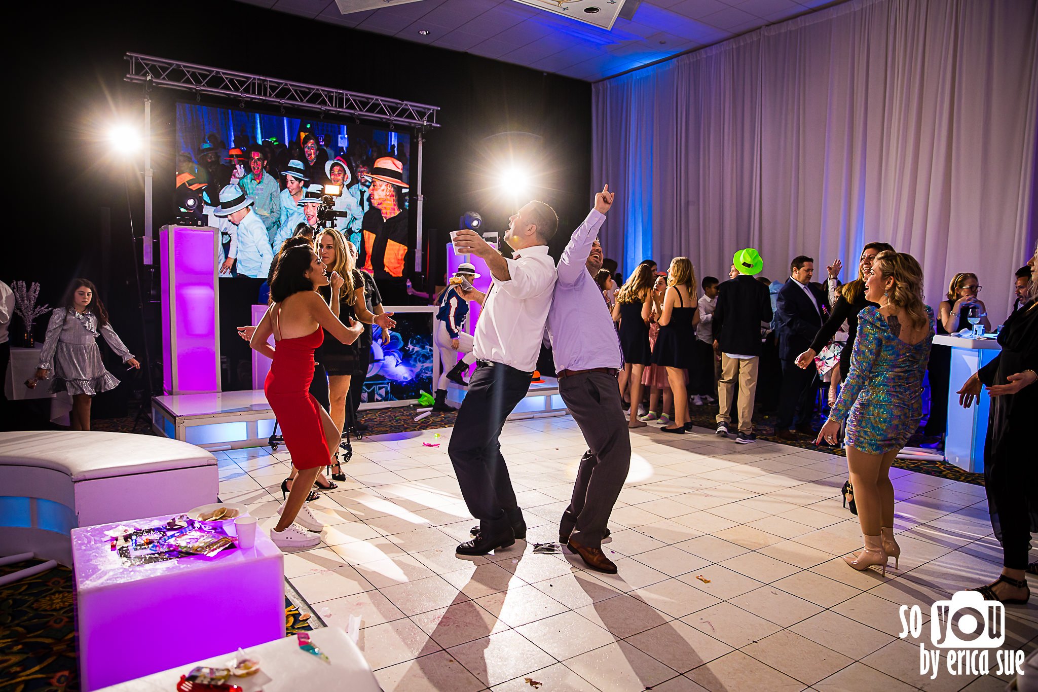52-davin-bar-mitzvah-temple-judea-palm-beach-fl-photographerCD8A1294.jpg