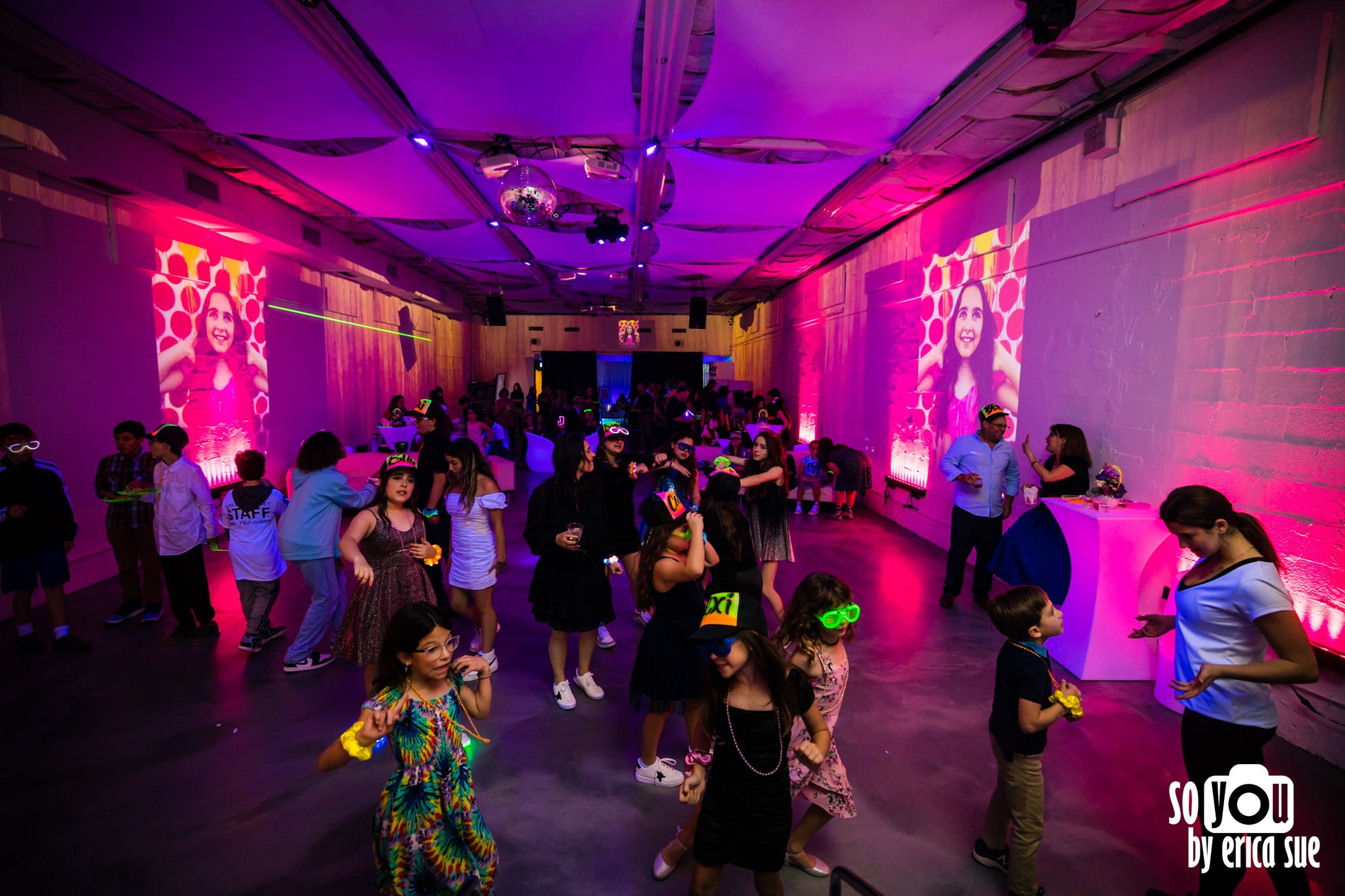 42-ellie-305-club-bat-mitzvah-photographer-so-you-by-erica-sue-ES_30942.jpg