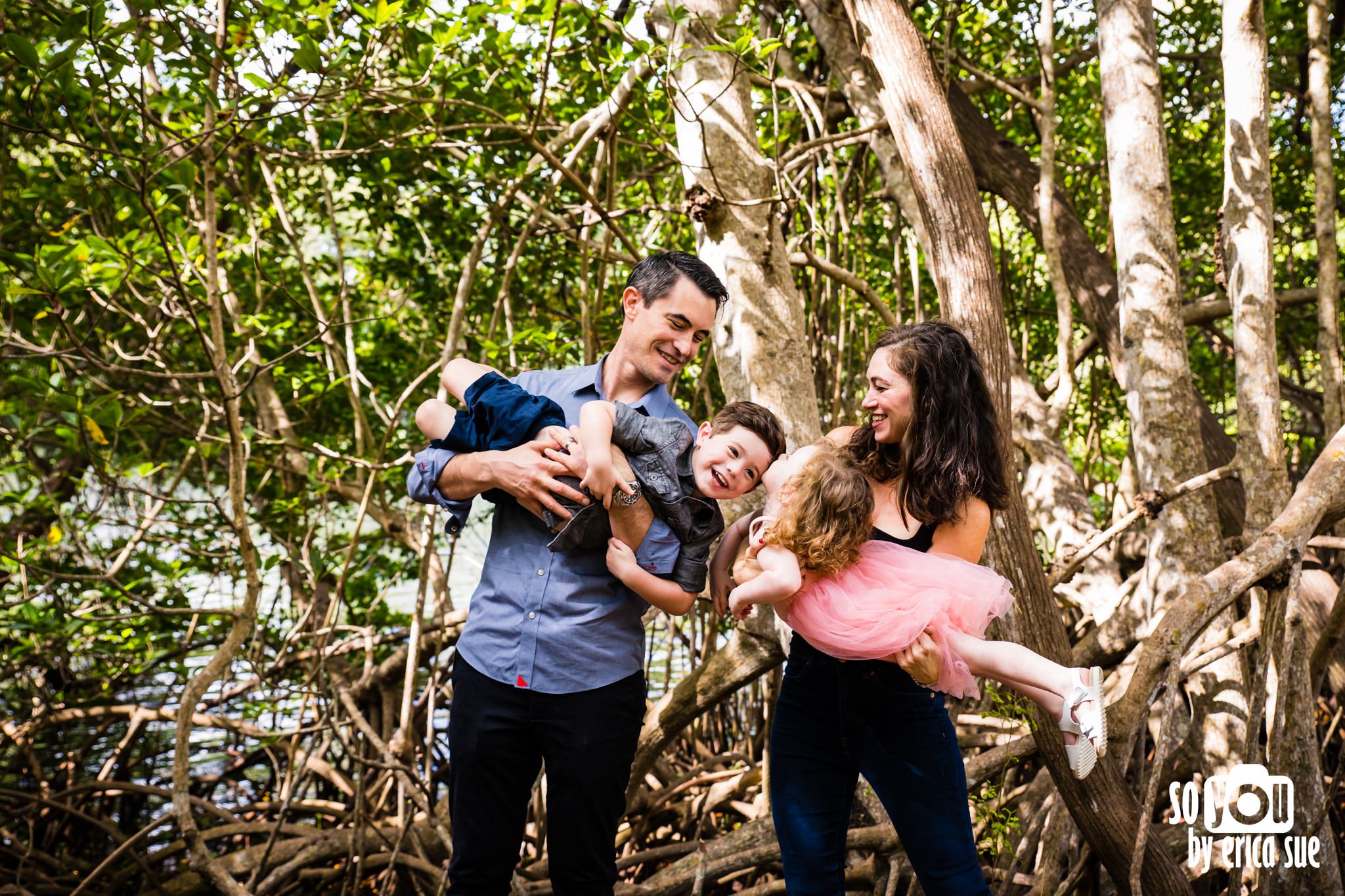 8-lifestyle-family-photographer-miami-ft-lauderdale-fl-greynolds-park-ES1_3408.jpg