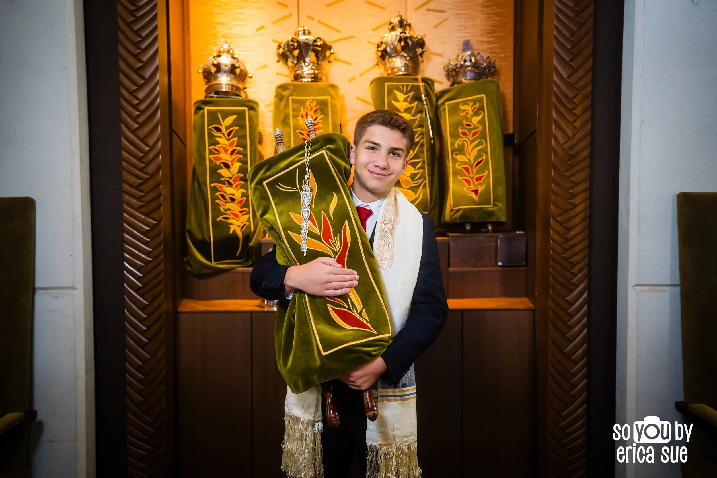 3-jake-bar-mitzvah-photographer-beth-am-miami-alumni-center-so-you-by-erica-sue-ES3_8123.JPG