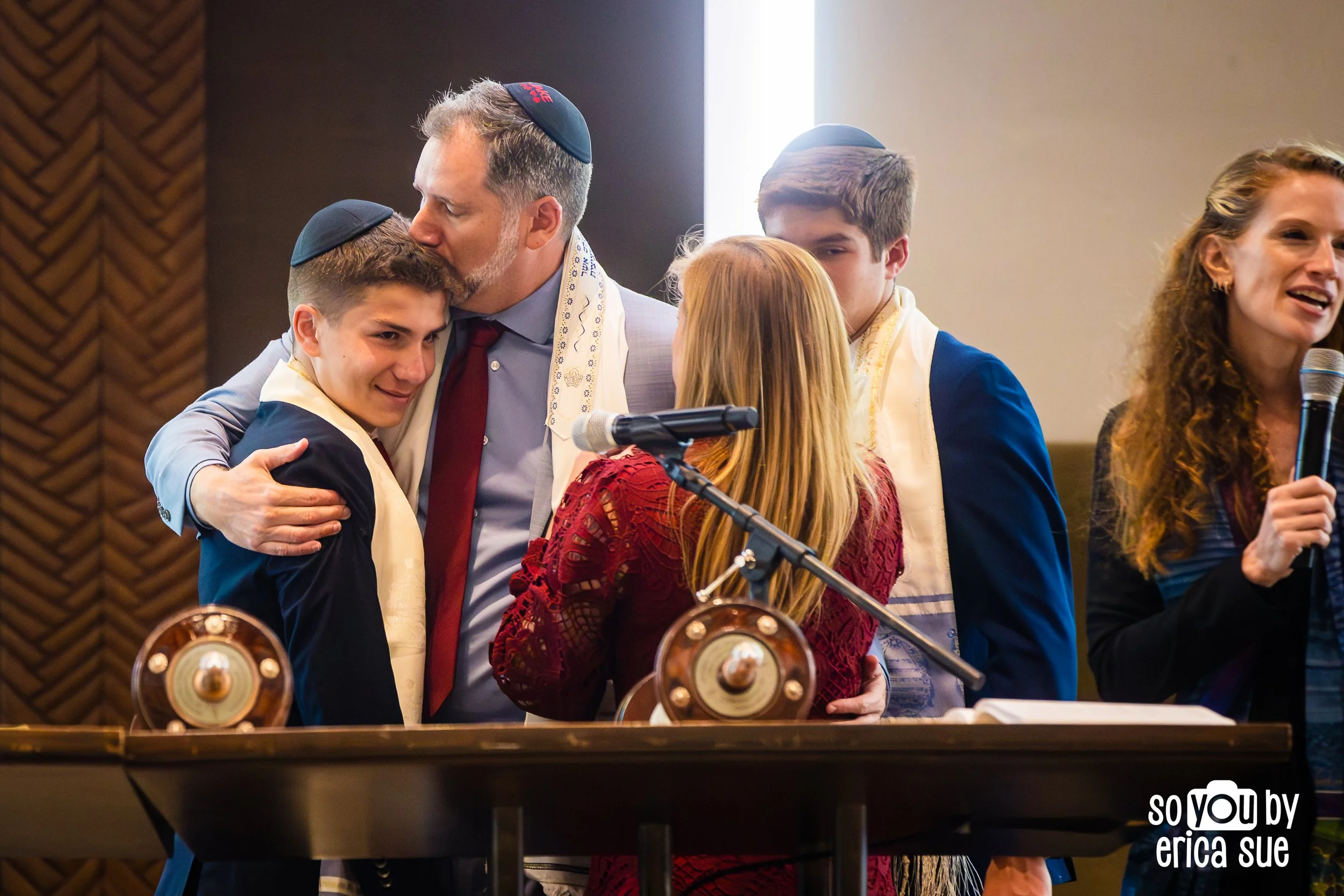 20-jake-bar-mitzvah-photographer-beth-am-miami-alumni-center-so-you-by-erica-sue-ES2_8535.JPG