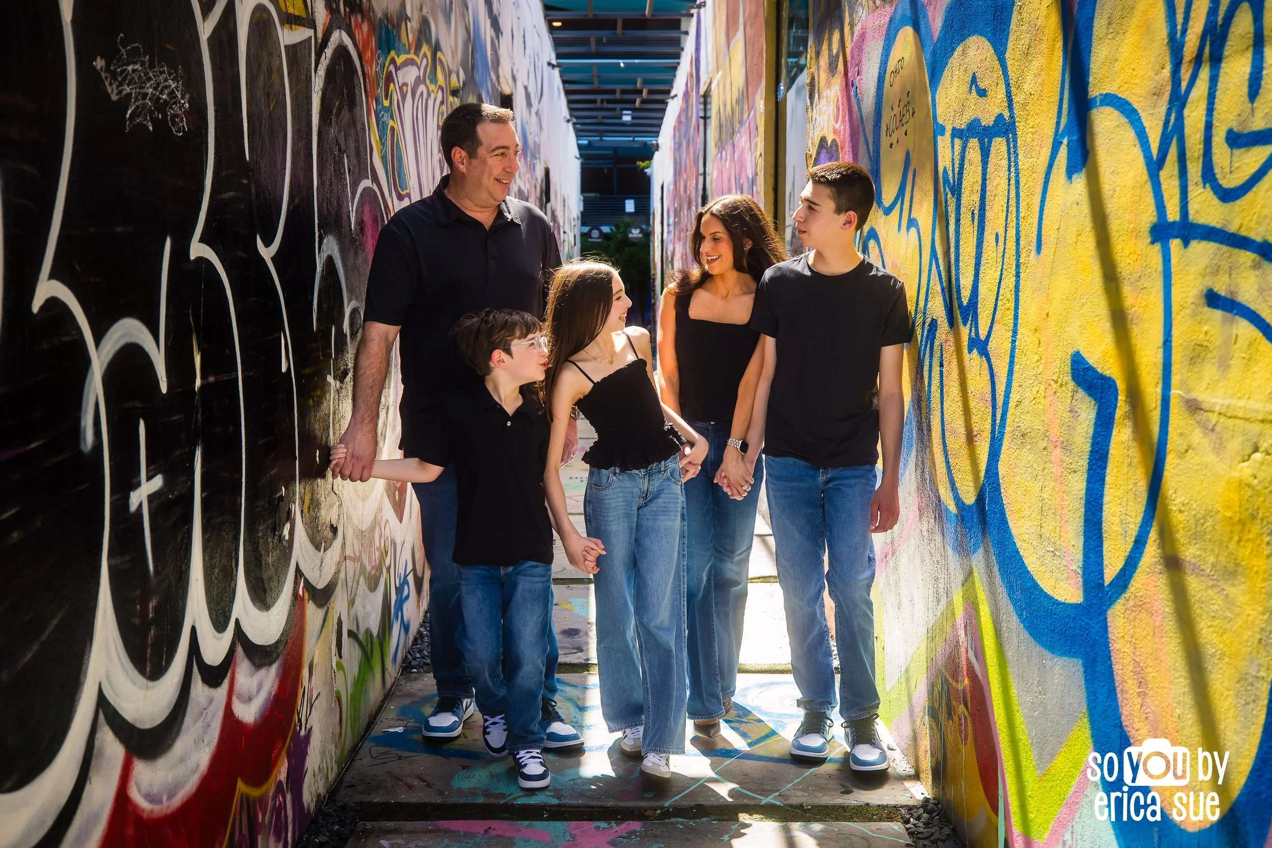 28-b'nai-bar-bat-mitzvah-photographer-b'nai-torah-boca-raton-fl-wynwood-walls-lifestyle-family-photo-so-you-by-erica-sue-ES3_4082.JPG