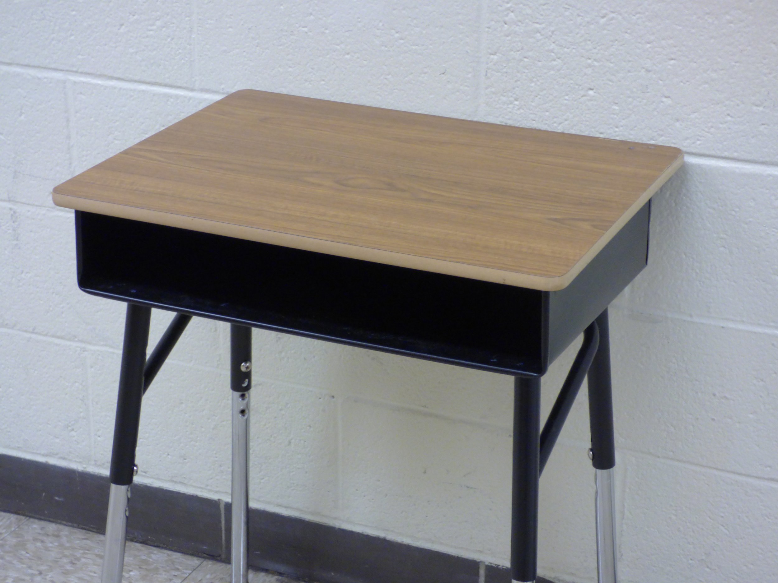Desk.jpeg