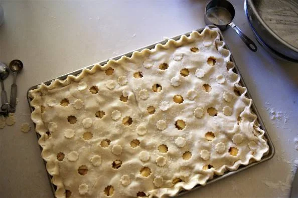 fluted-pie-crust.jpg