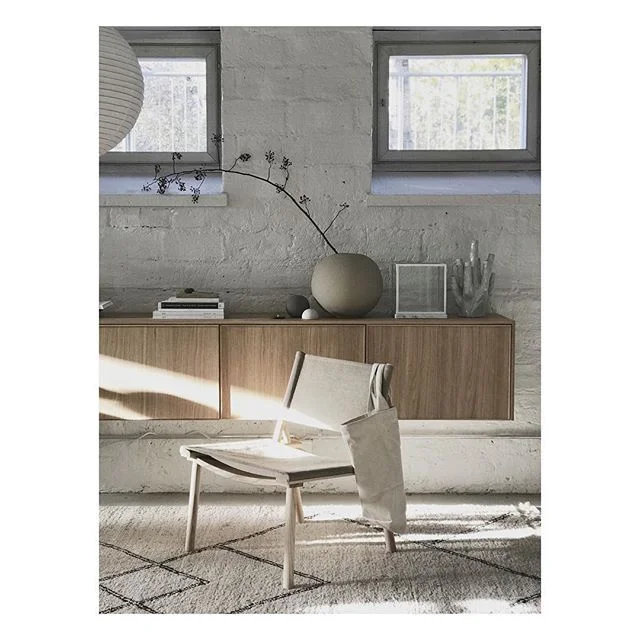 This will be our downstairs livingroom corner. We have few working spaces availble here!