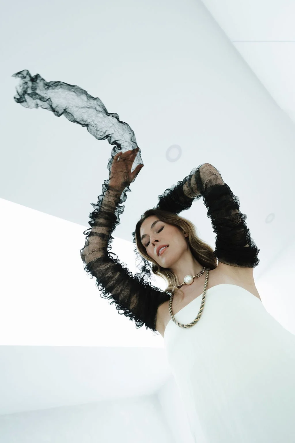 joana lace 5.jpg