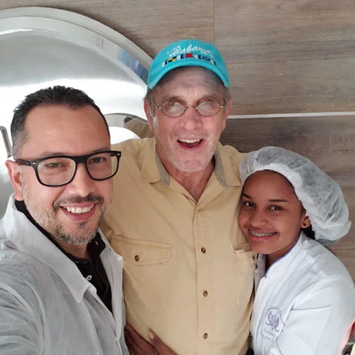 Dental implant patient with Dental Tourism Colombia dental team