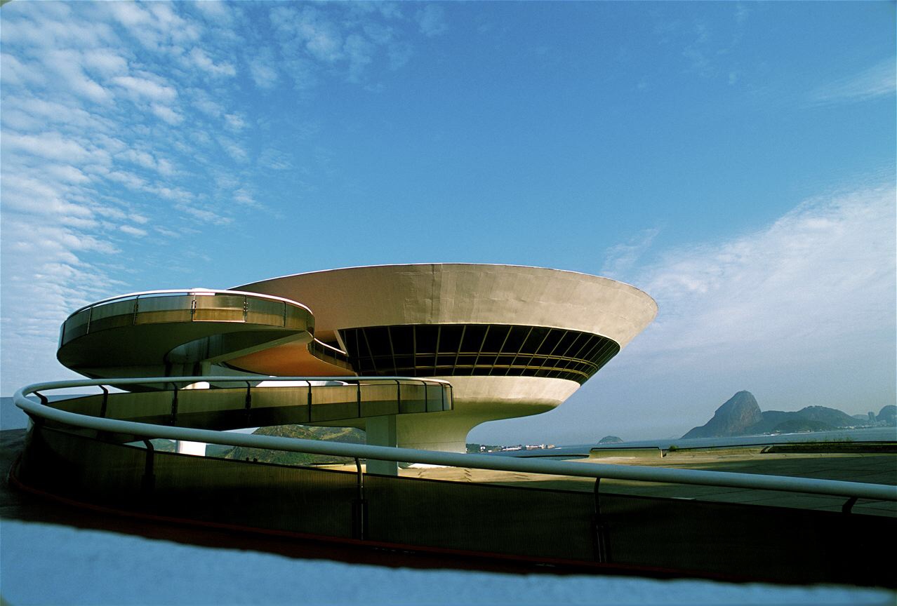 Oscar Niemeyer Museum Rio: Niteroi