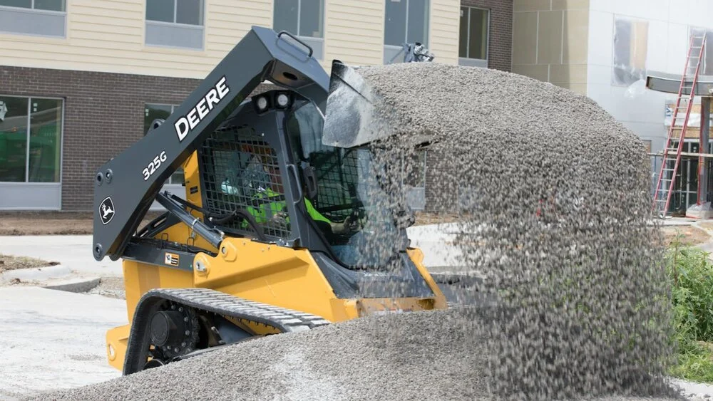 34505_en_7498d_37151_john-deere-325g-compact-track-loader-web.jpg