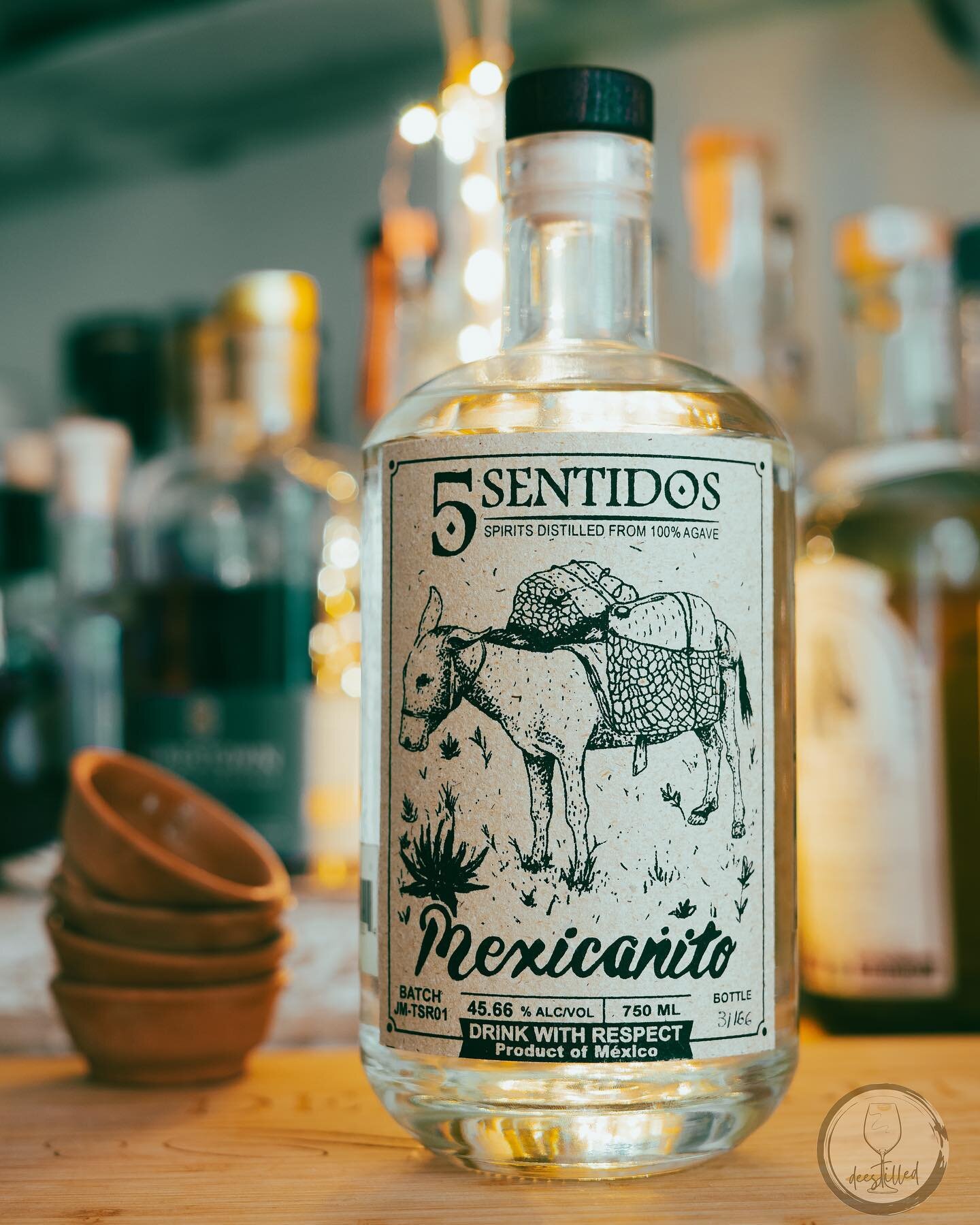 Sipping into lunch time with 1 of 2 new mezcals that @neatrockscocktail blessed my collection with 🤤

TSR&rsquo;s Mexicanito Single Run select from @5sentidosagave is super clean!

On the nose, it&rsquo;s giving wet rock, sea spray, strawberry leave