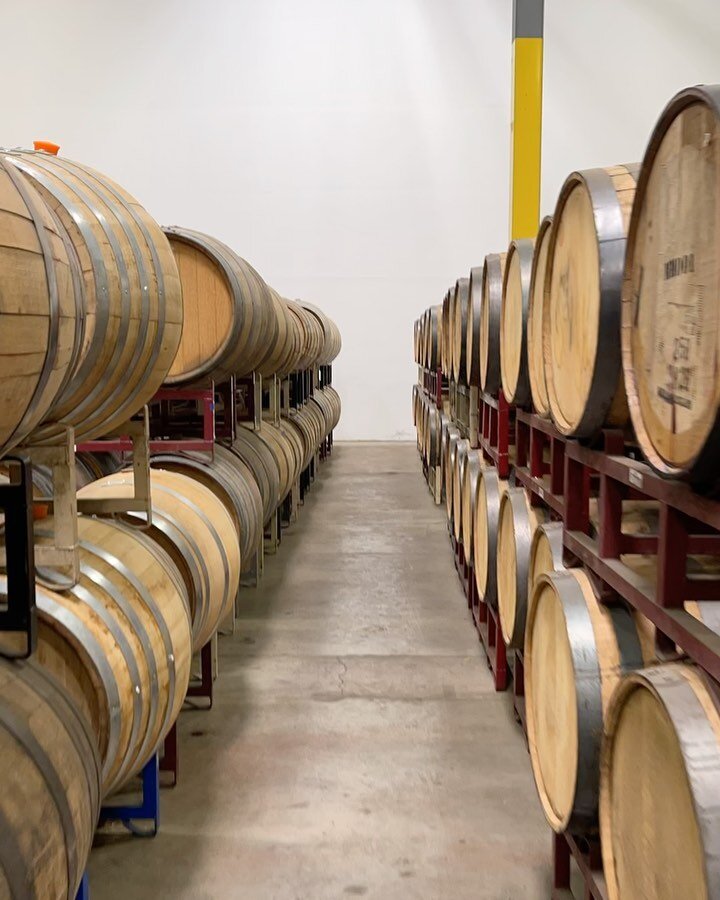 A quick pause for some barrel house appreciation 🪵 🥃 

I&rsquo;m still reeling from our Portland trip&hellip; I haven&rsquo;t had a chance to share even half of the experience, but for now, just more @westwardwhiskey obsessing for the TL 😍