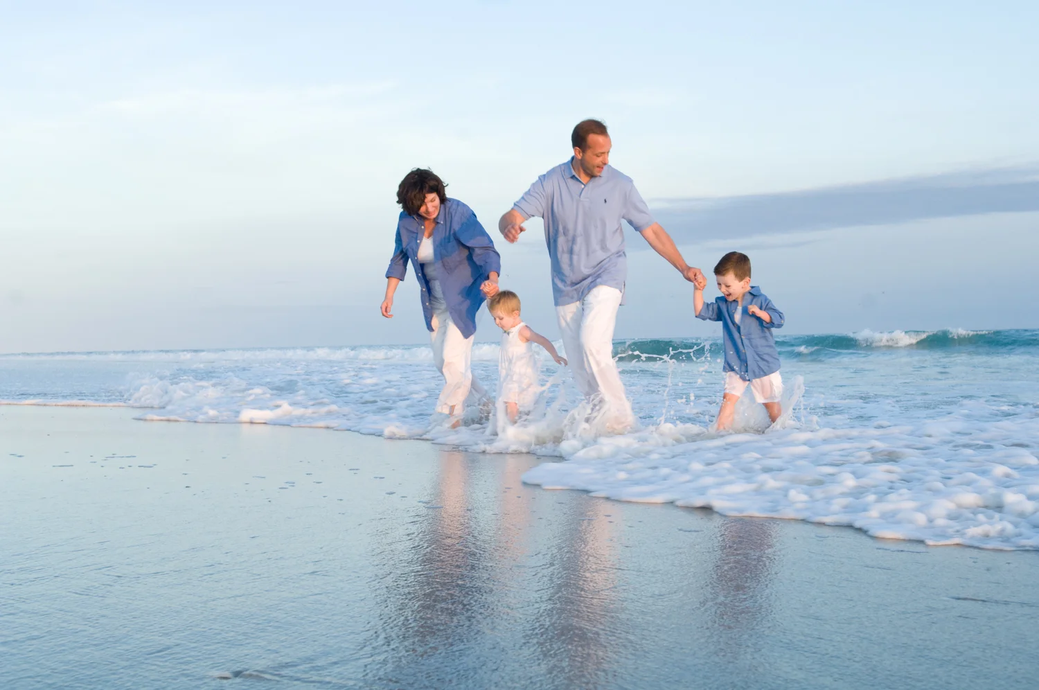 Family photoshoot at Robert Moses beach