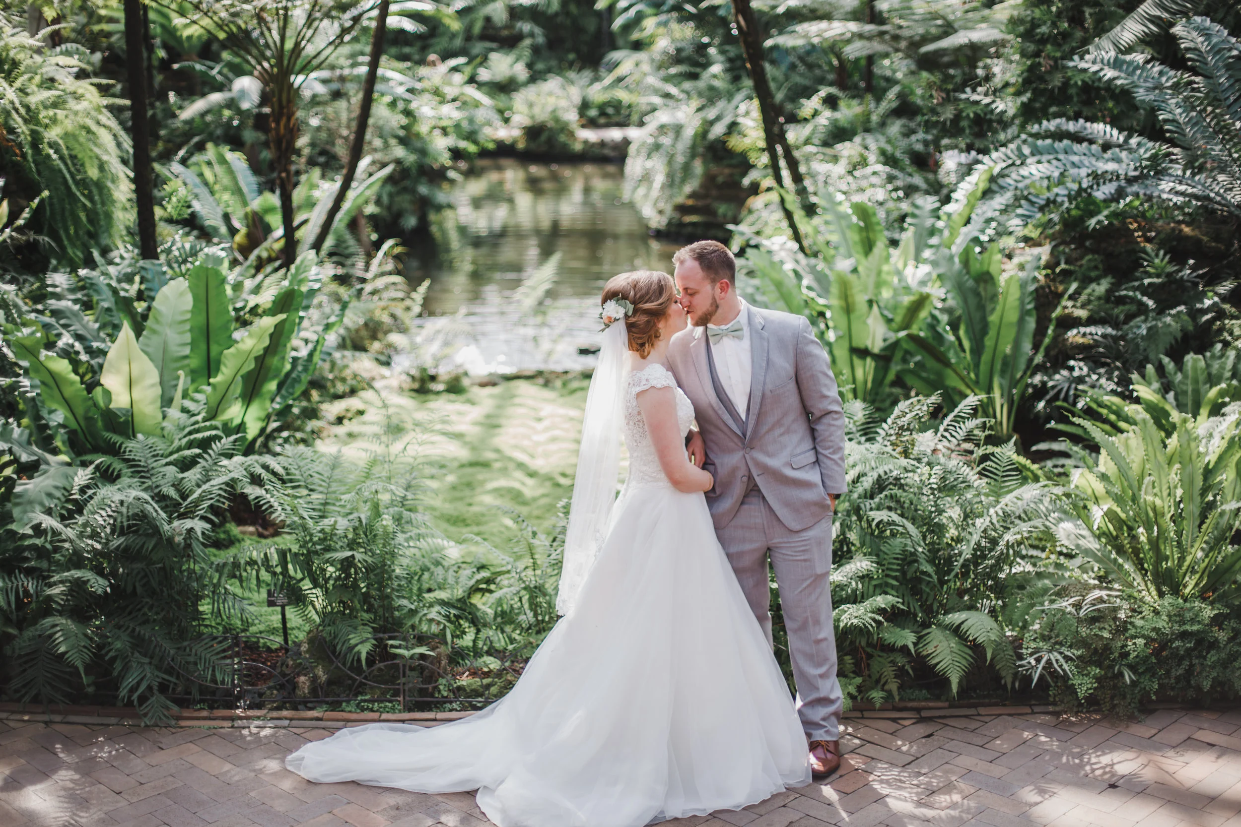 Amanda and Joe (46 of 262).jpg