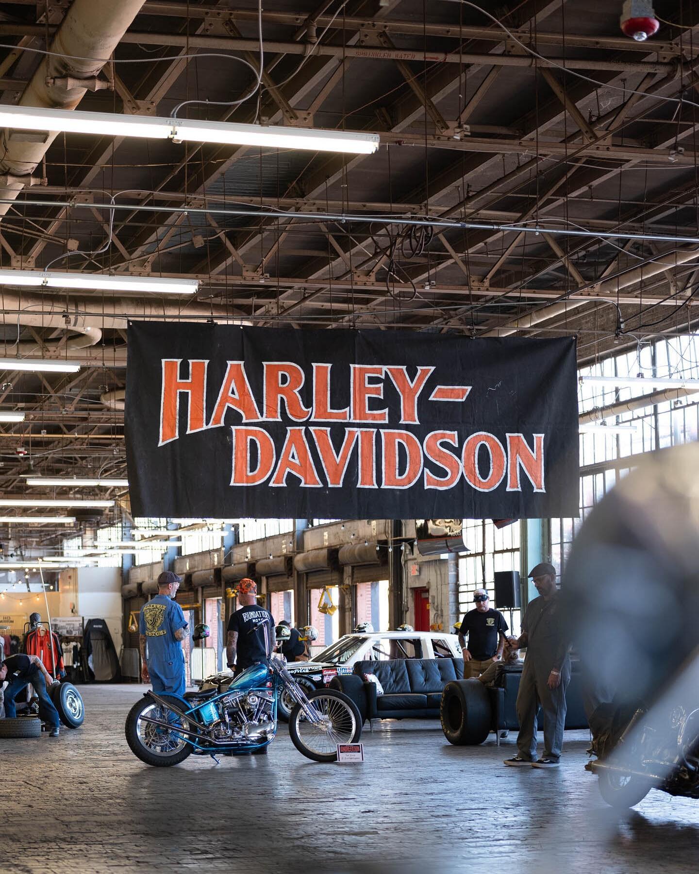 The 6th year is in the books! 

Thanks so much to everyone who came out to support the show. 

A whole lotta photos coming later this week, but here are just a few. 

Shoutout to our sponsors for making it all happen!

@harleydavidson 
@bellhelmets 
