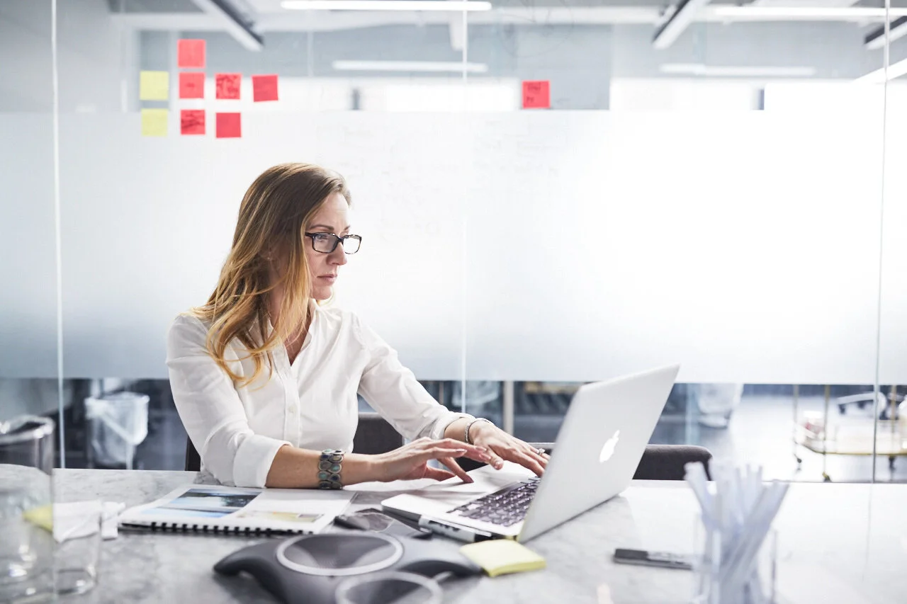 Manager planning a virtual retreat