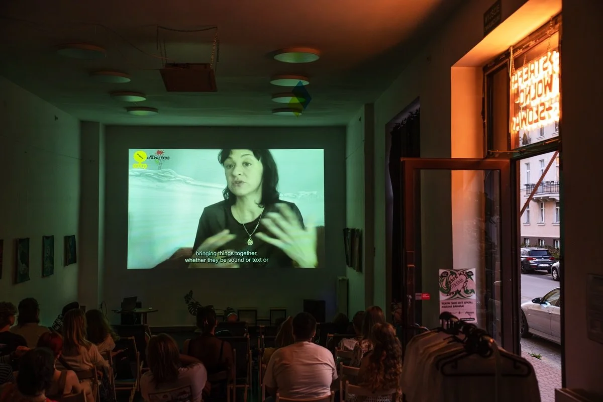 (PL ⬇️)
The third session of @unseen.dkf, held as part of the @palestinesolidaritydayswarsaw, has taken place. With @strefa_wolnoslowa venue full, @basmalsharif films surprised and stirred everyone. Afterwards, her generous participation, providing c