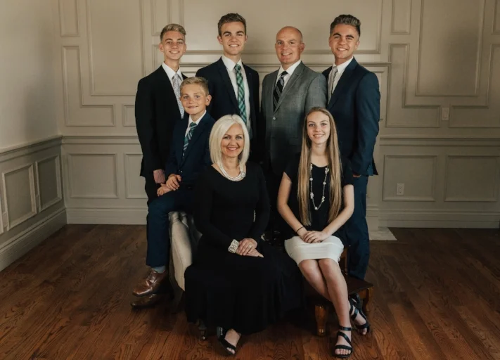 The Thayne Gang In a rare, dignified moment..