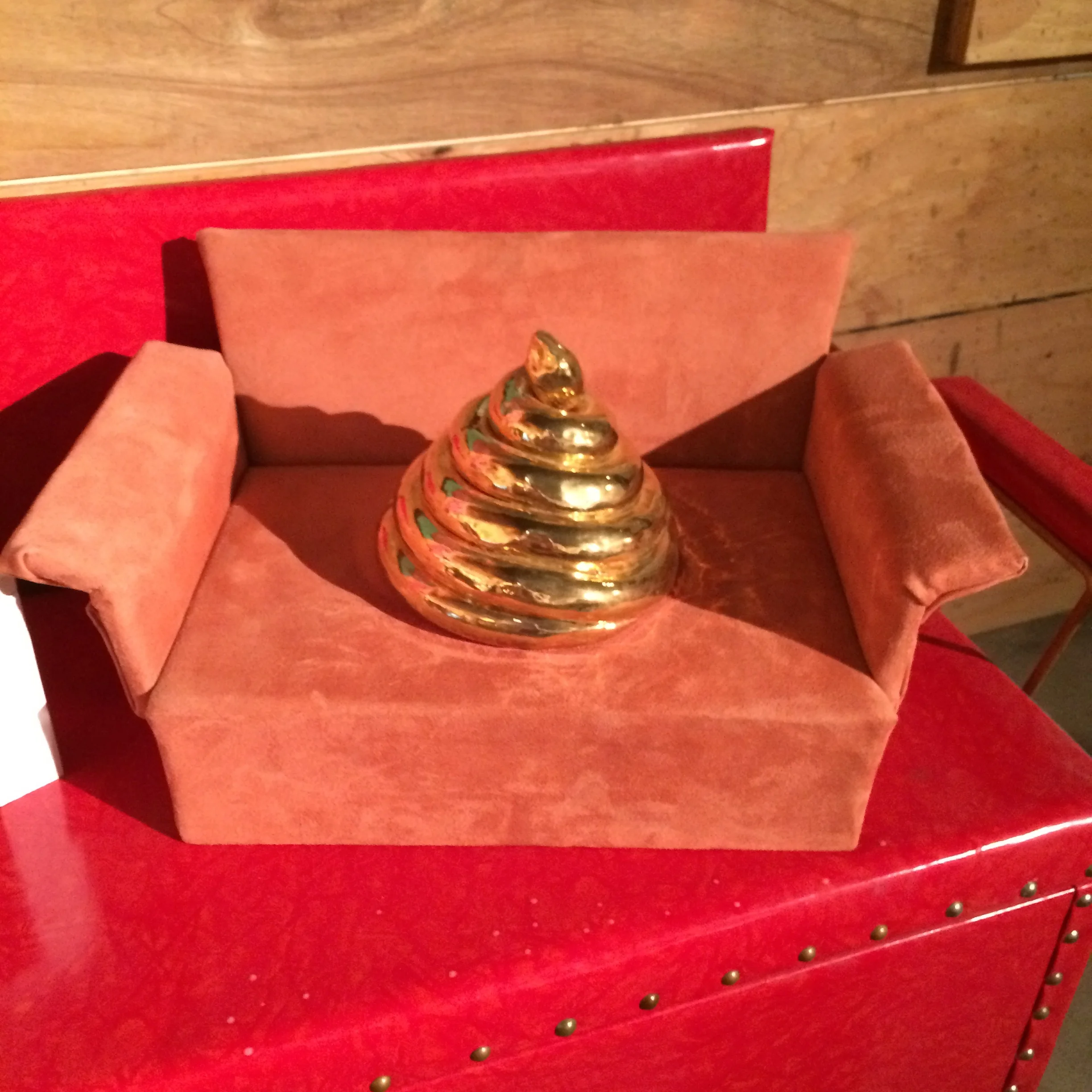solid gold beehive shit