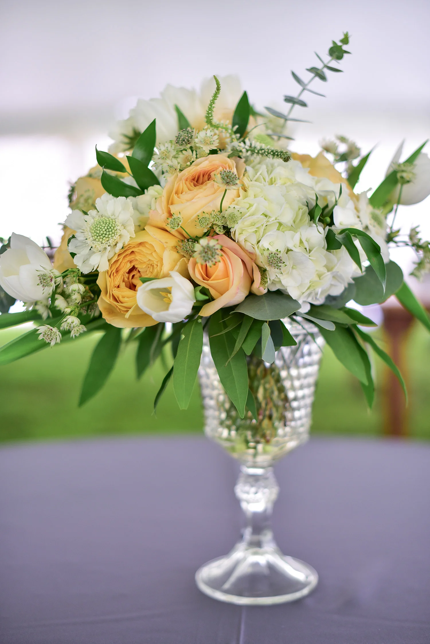 Madison-Milwaukee-Best-Wedding-Florist-Planner-Flowers-Lush-Peach-Garden-Bouquet