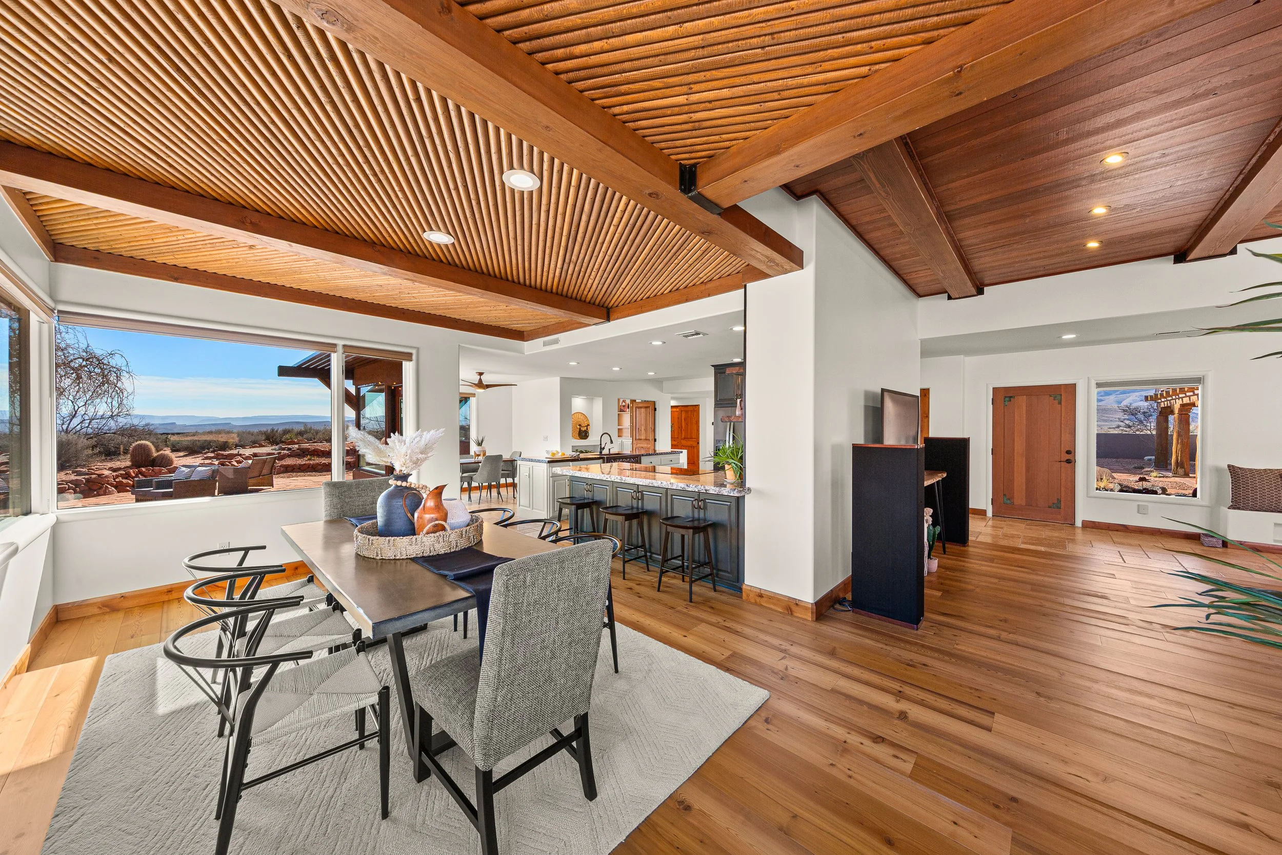 Dining. Room to Kitchen.jpg