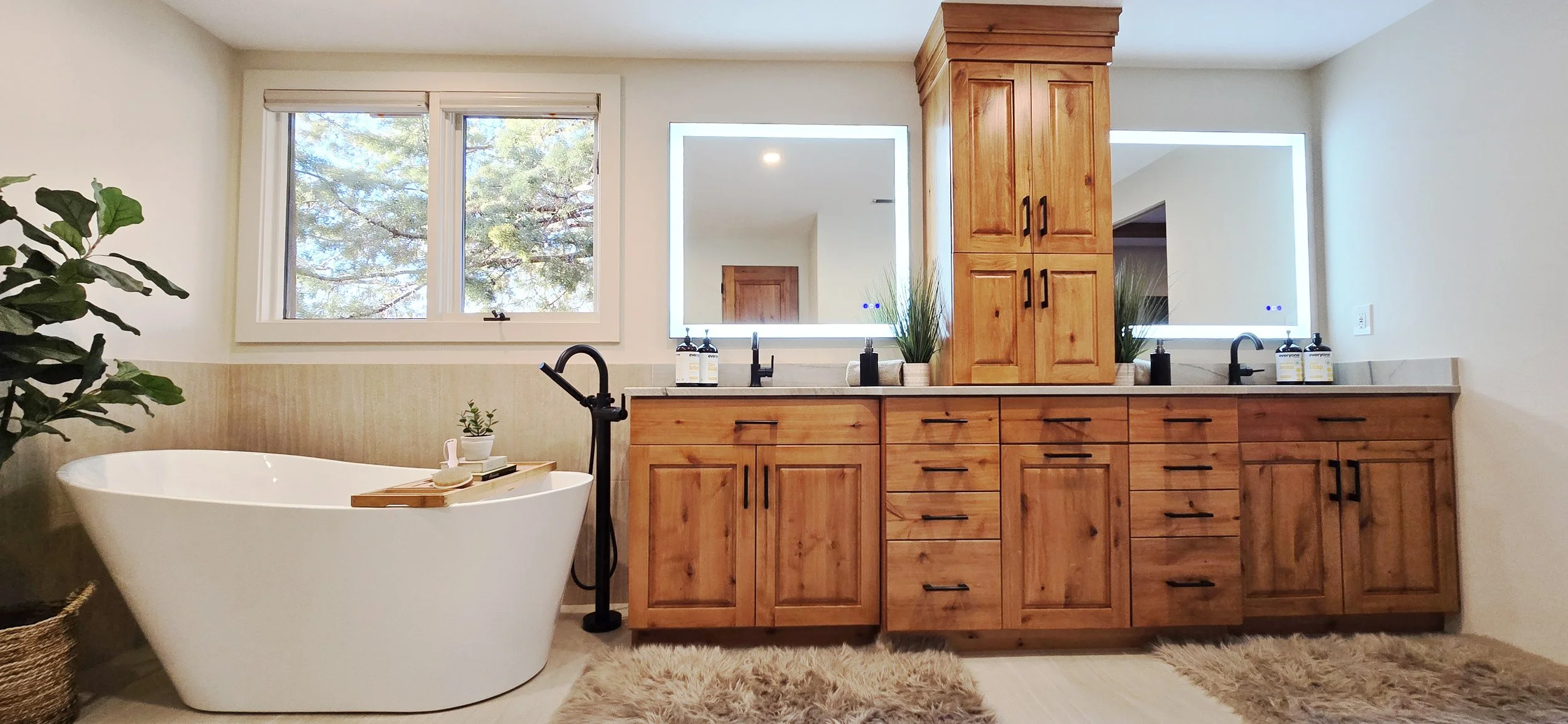 bathroom.jpg copy.jpg