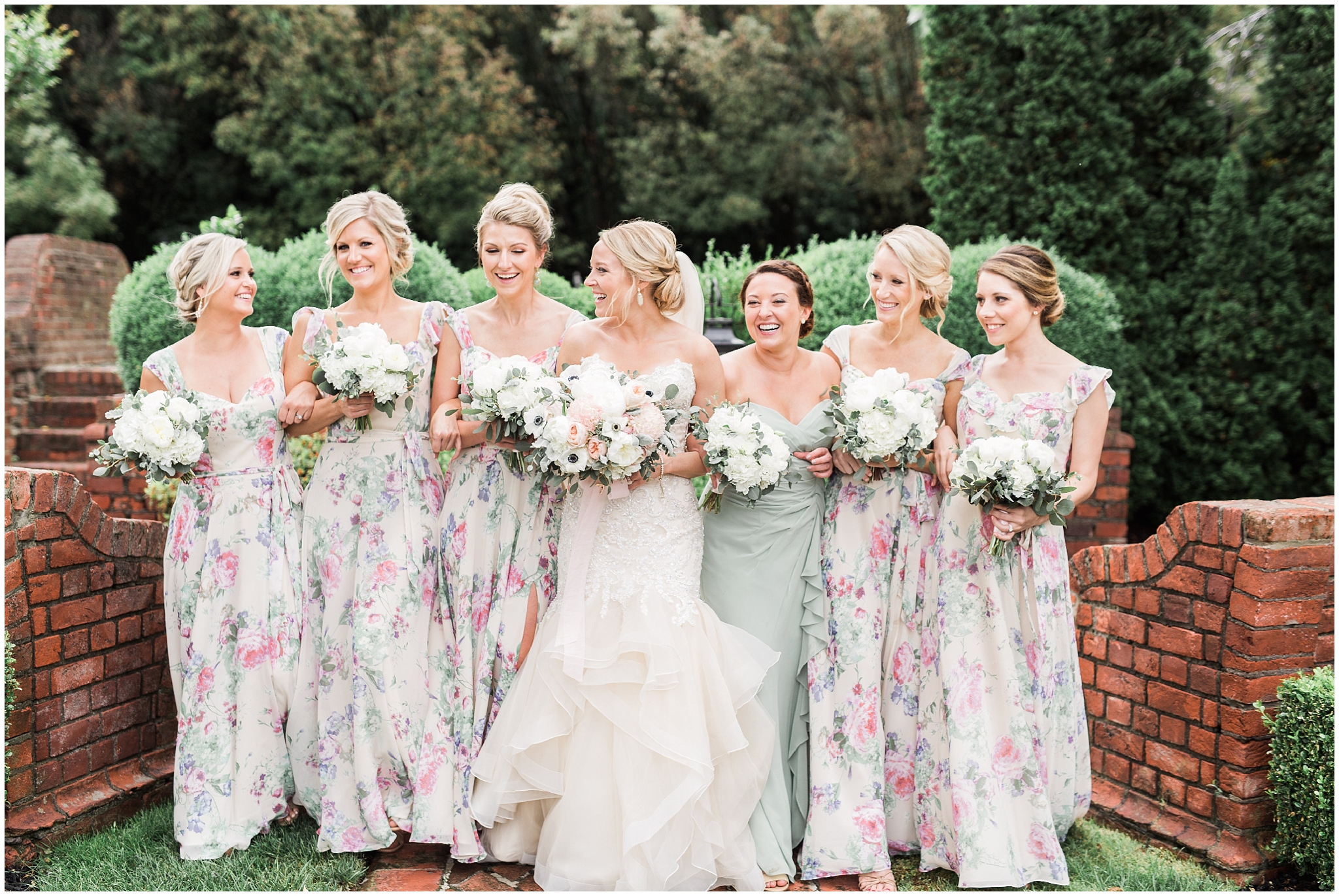 Aren’t these bridesmaid dresses (and stunning bridesmaids!!) EVERYTHING?! So unique and stunning.