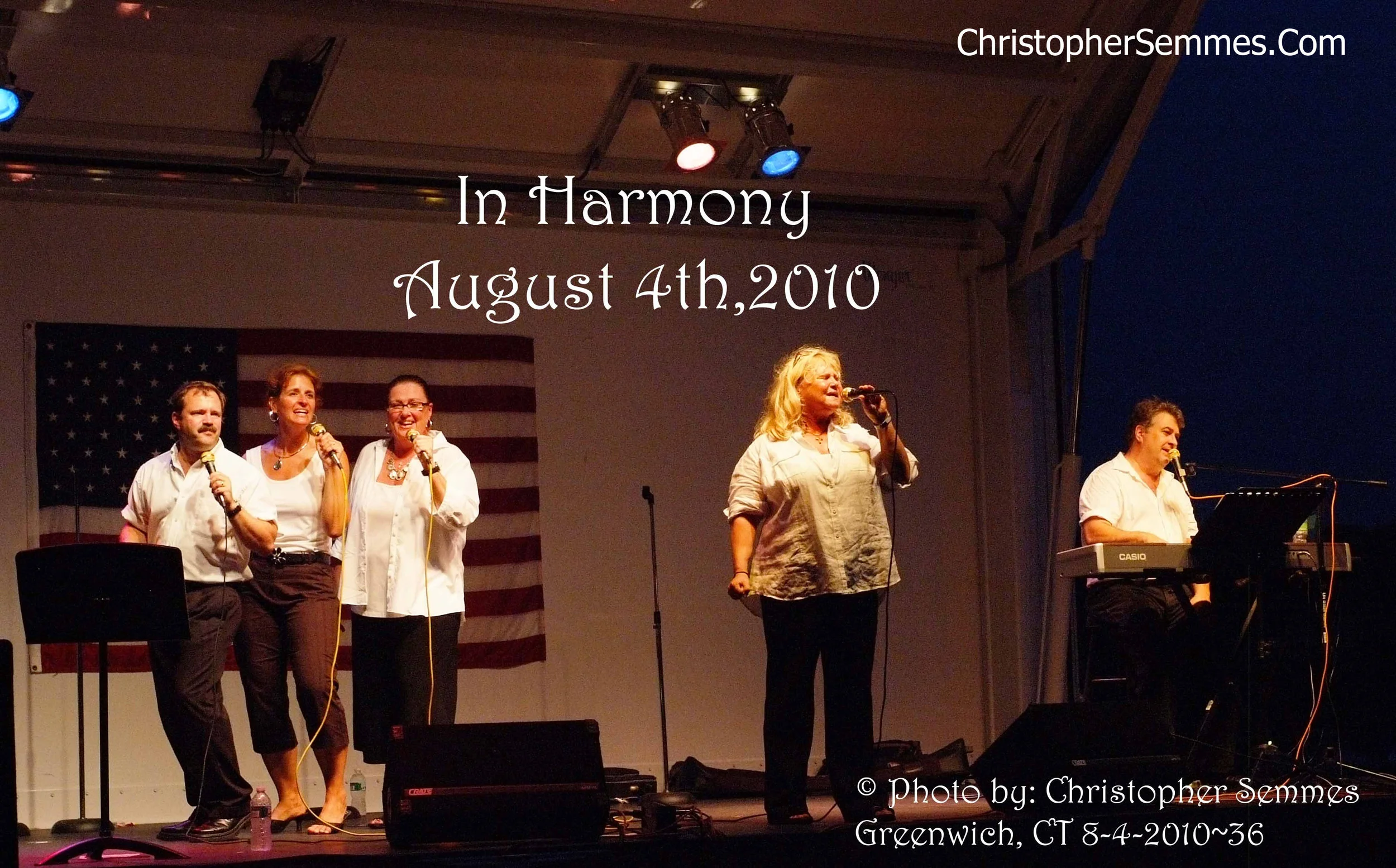 DSCF0036 In Harmony performing with com in it.jpg