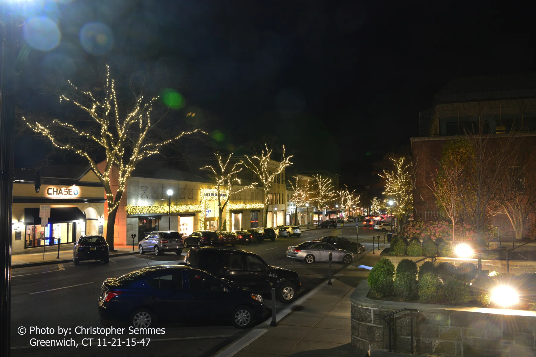 047 C_Semmes_Greenwich_CT 11-21-2015 Looking down Greenwich Avneue from St Mary's Church Wall.jpg