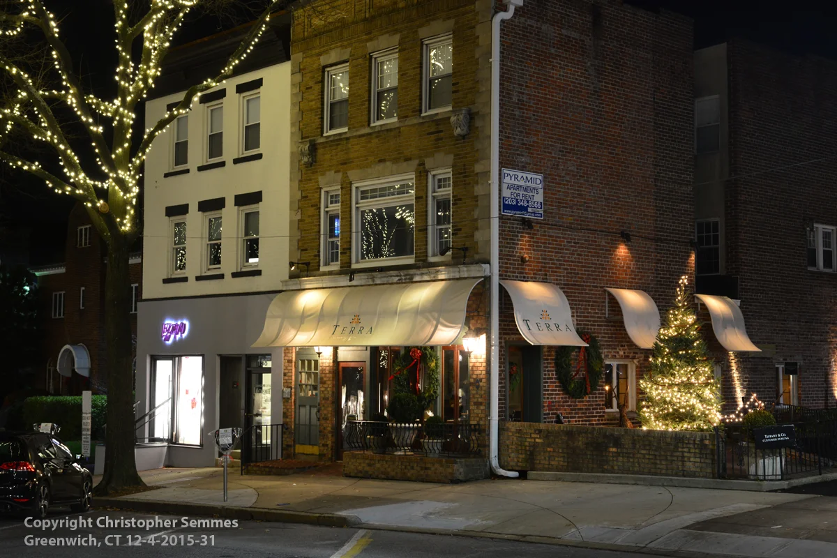 31 Copyright C Semmes Greenwich_CT 12-4-2015Tiera Restraunt .jpg