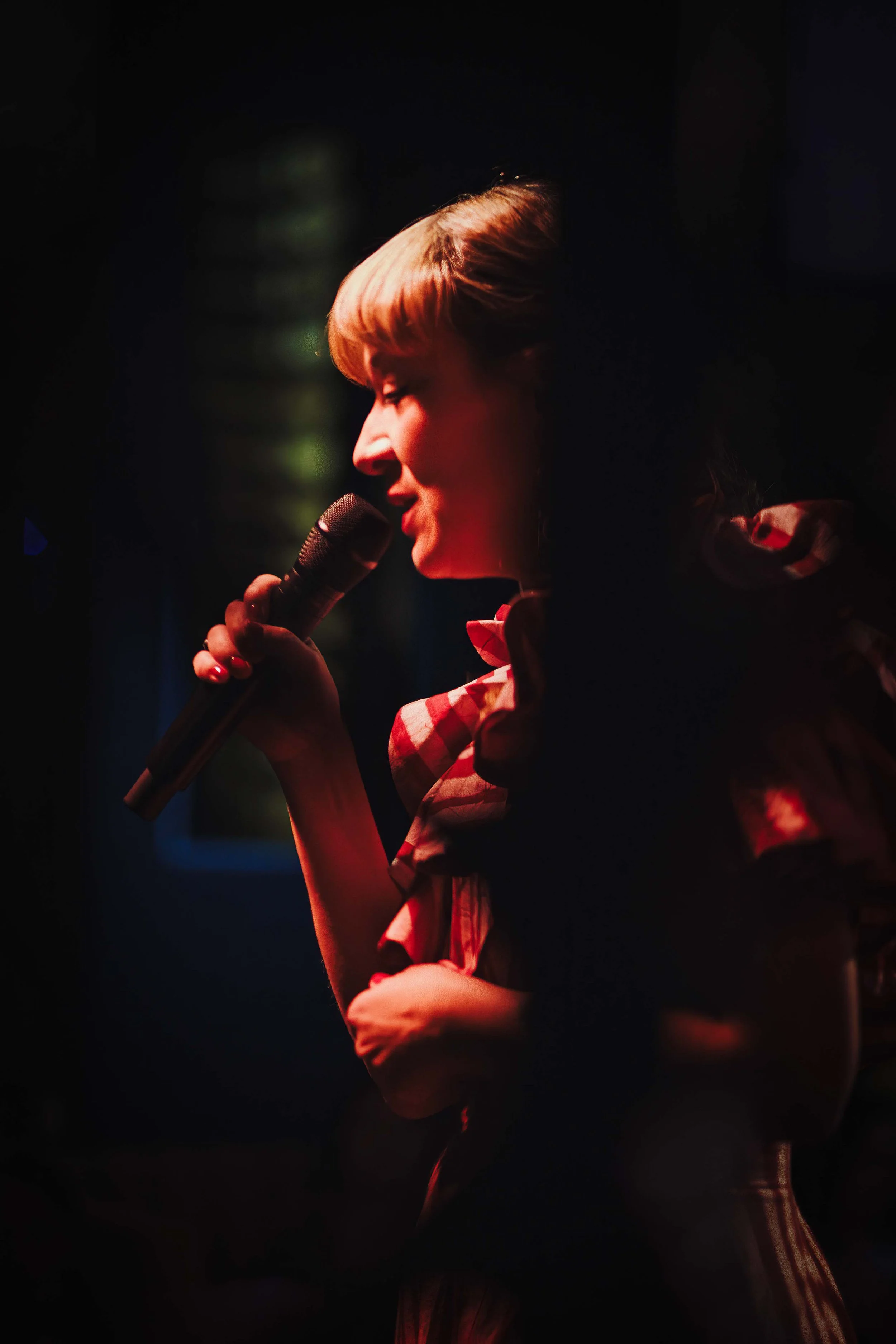 Jill singing.jpg