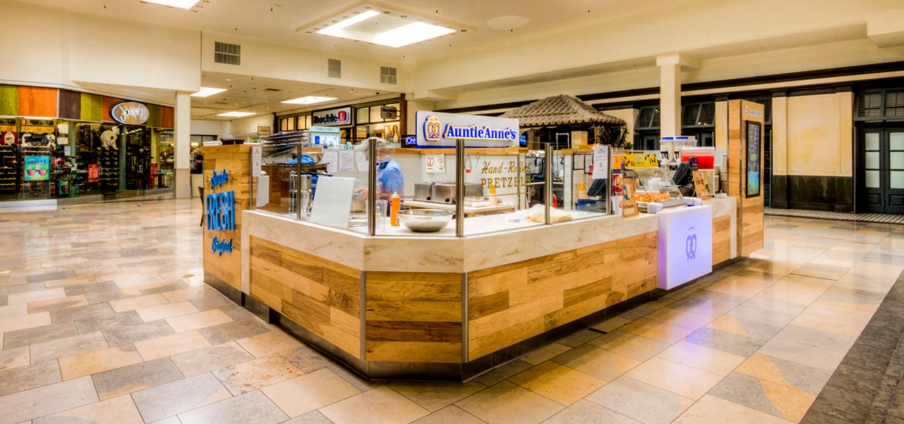 Interiors Auntie Anne's at North Star Mall See Project