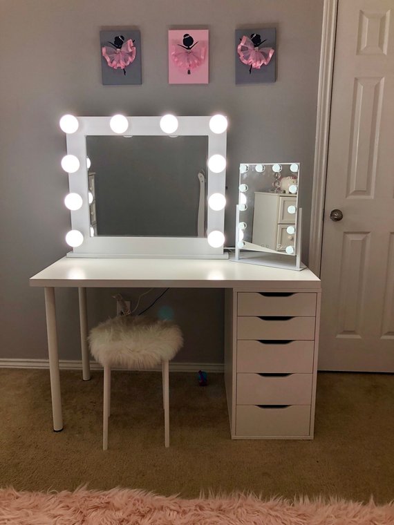 Small 10 Bulb Vanity Mirror With, Vanity Set With Mirror And Lights Ikea